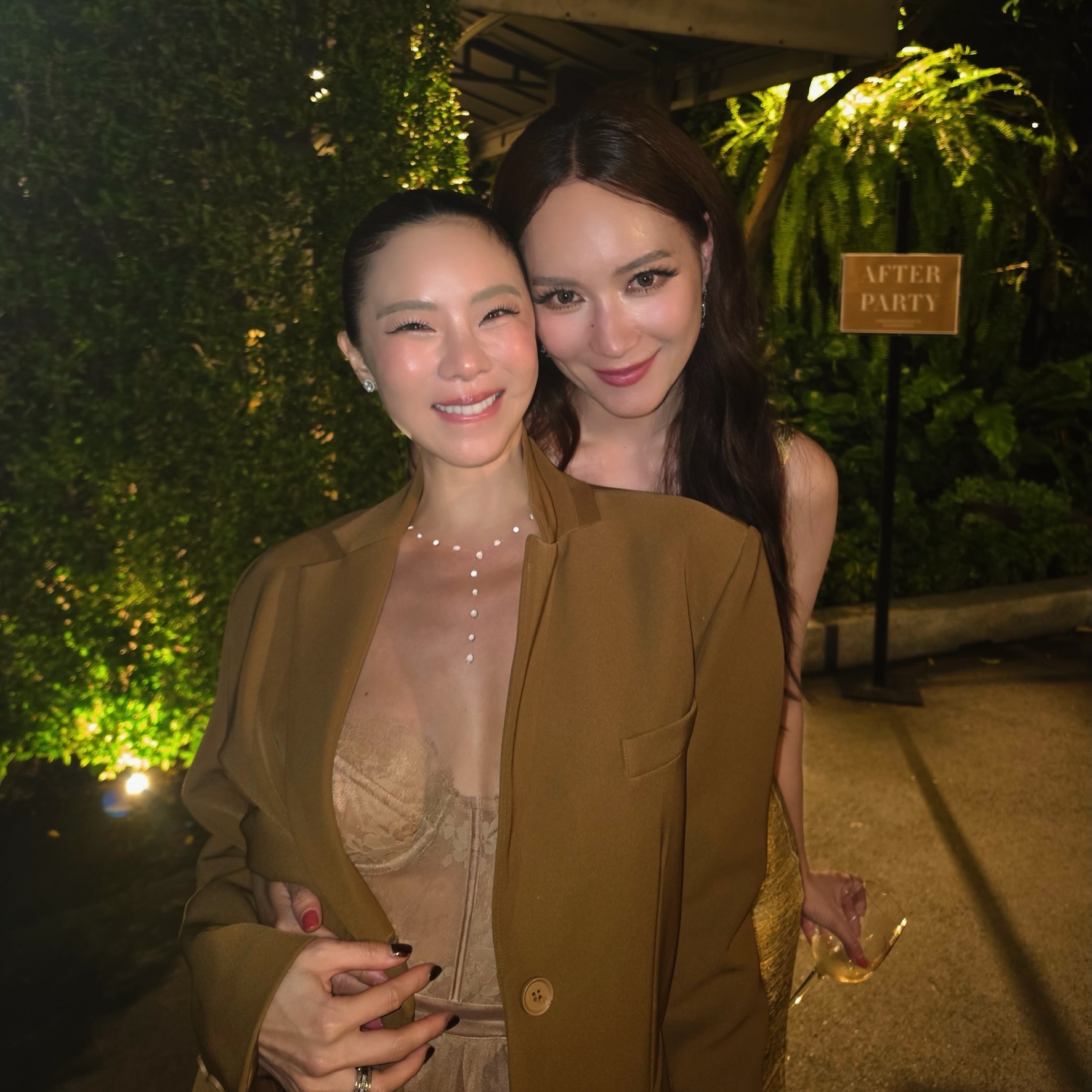 บี - น้ำทิพย์ จงรัชตวิบูลย์