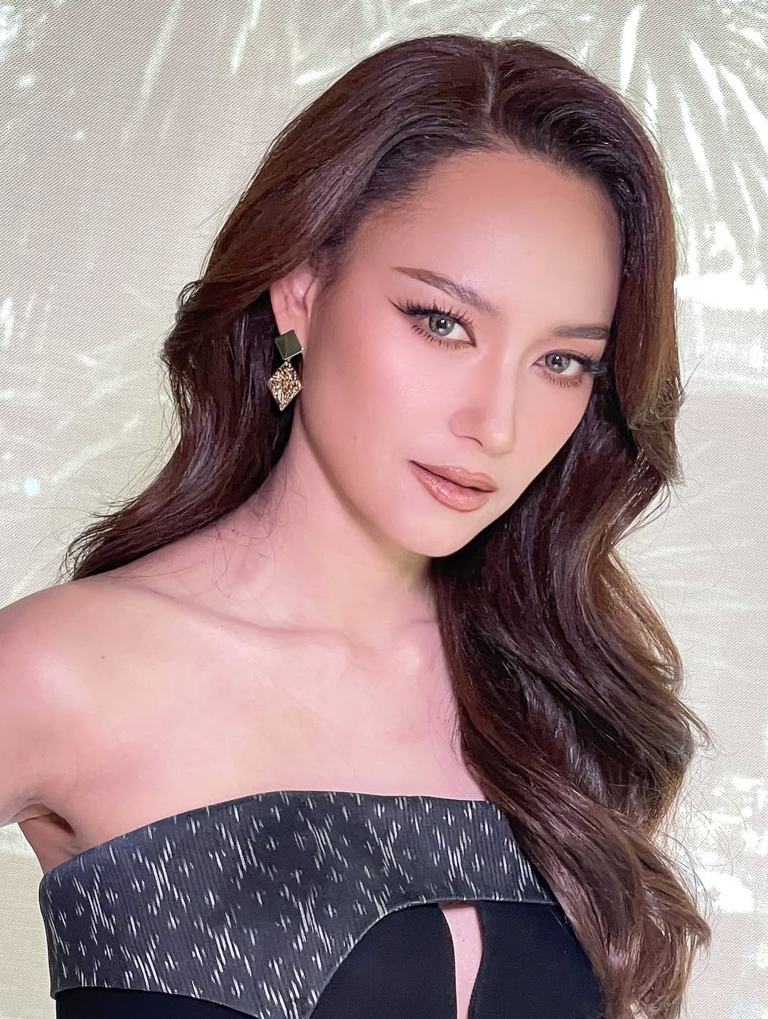 บี - น้ำทิพย์ จงรัชตวิบูลย์