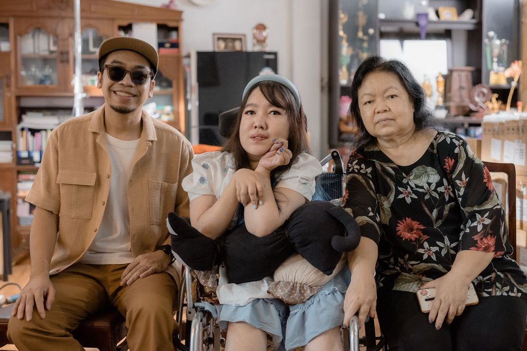 โอ - โอฬาร ชูใจ