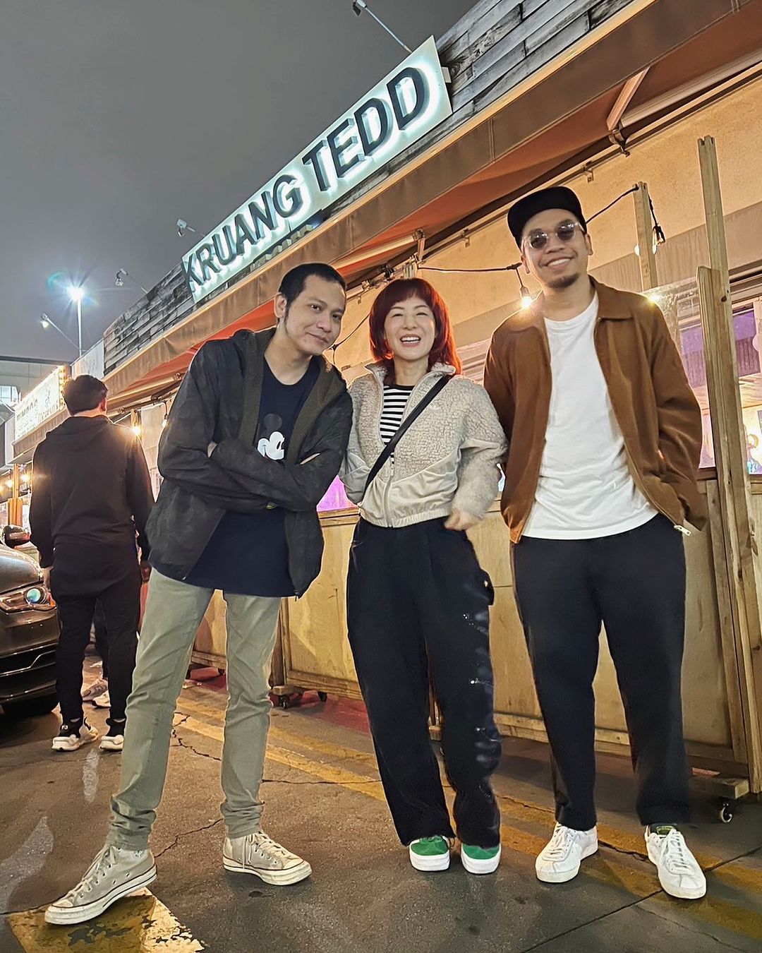 โอ - โอฬาร ชูใจ