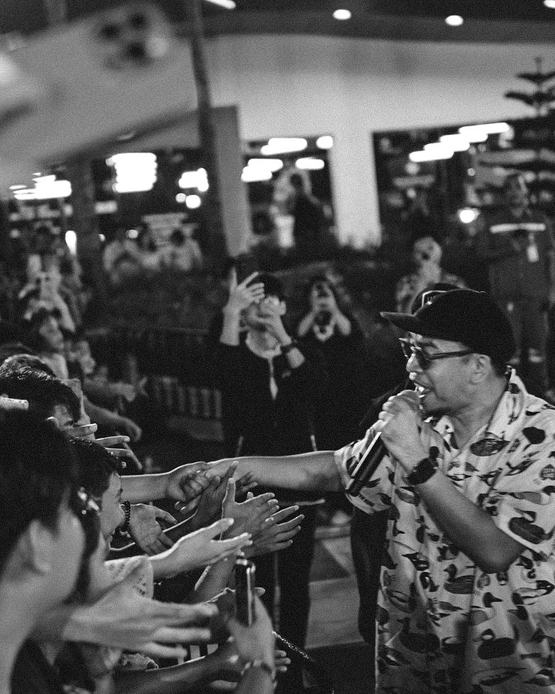 โอ - โอฬาร ชูใจ