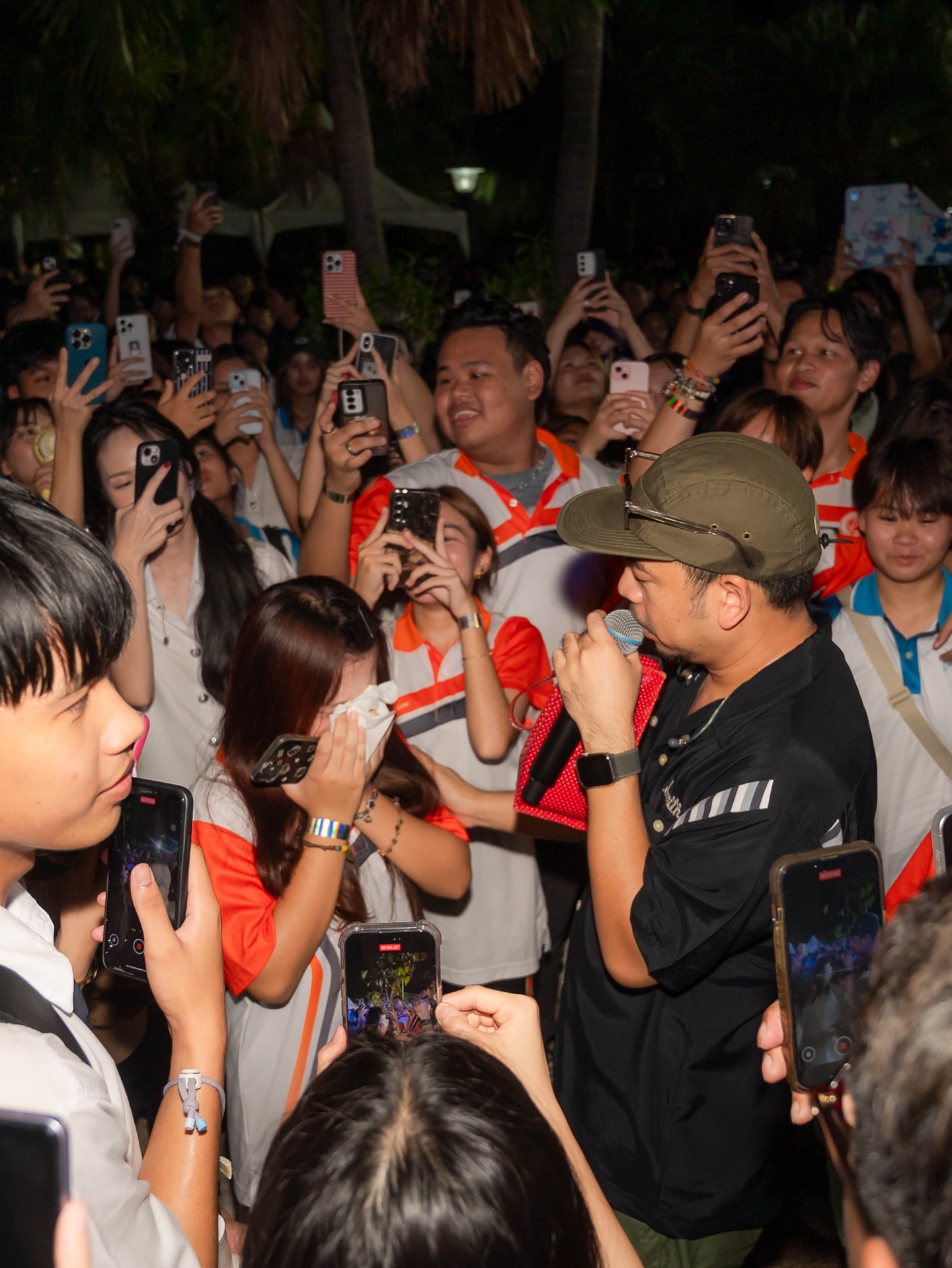 โอ - โอฬาร ชูใจ