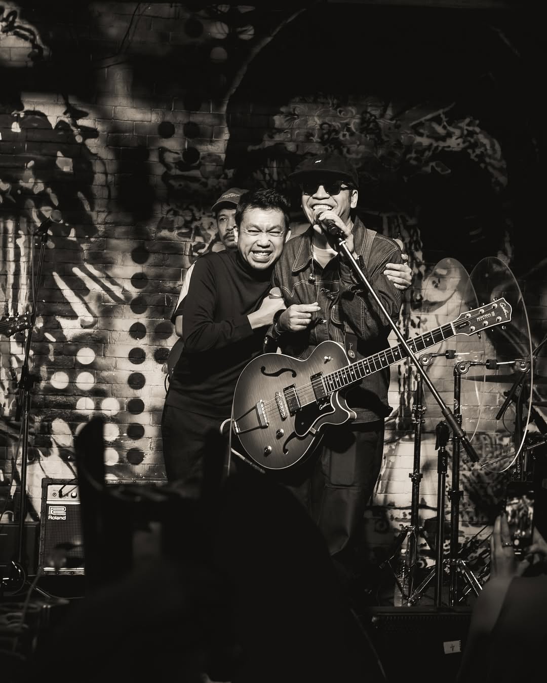 โอ - โอฬาร ชูใจ