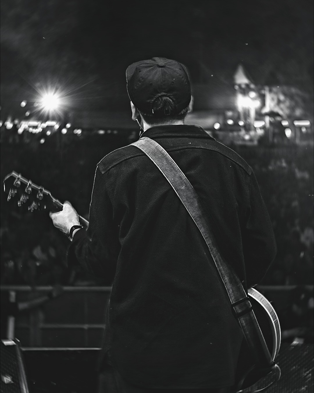 โอ - โอฬาร ชูใจ