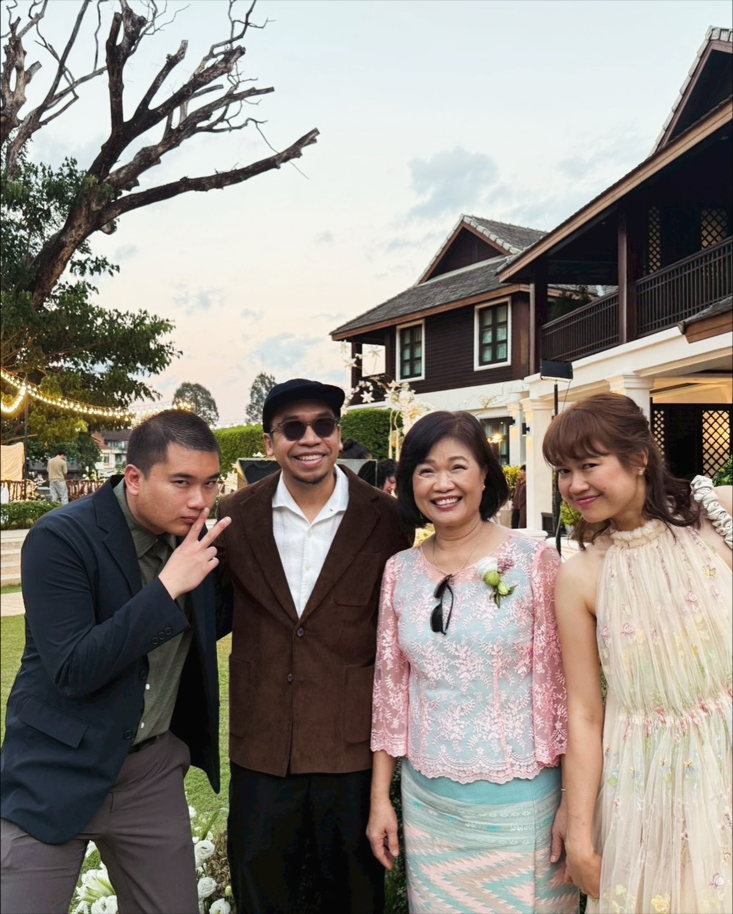 โอ - โอฬาร ชูใจ