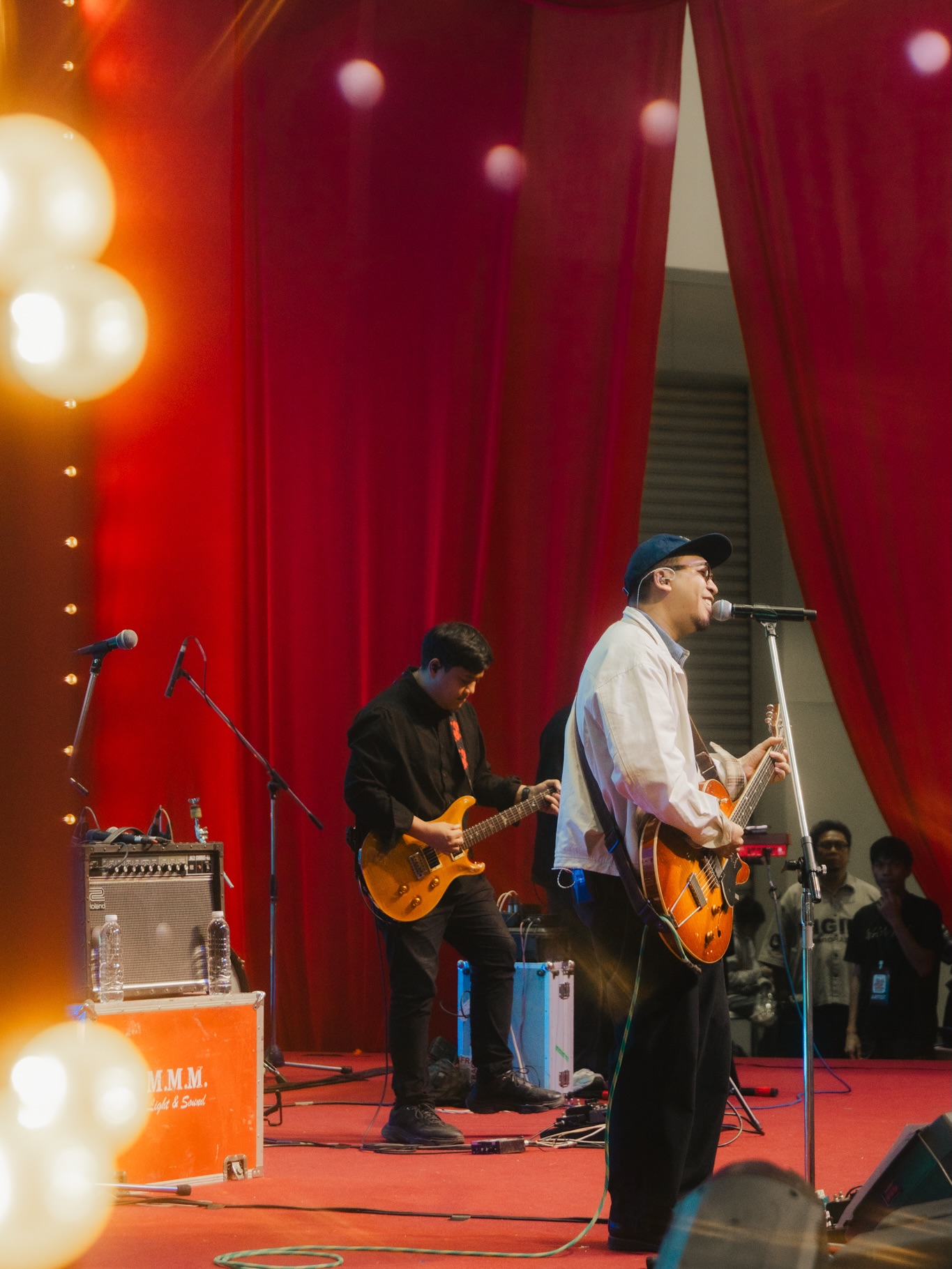 โอ - โอฬาร ชูใจ