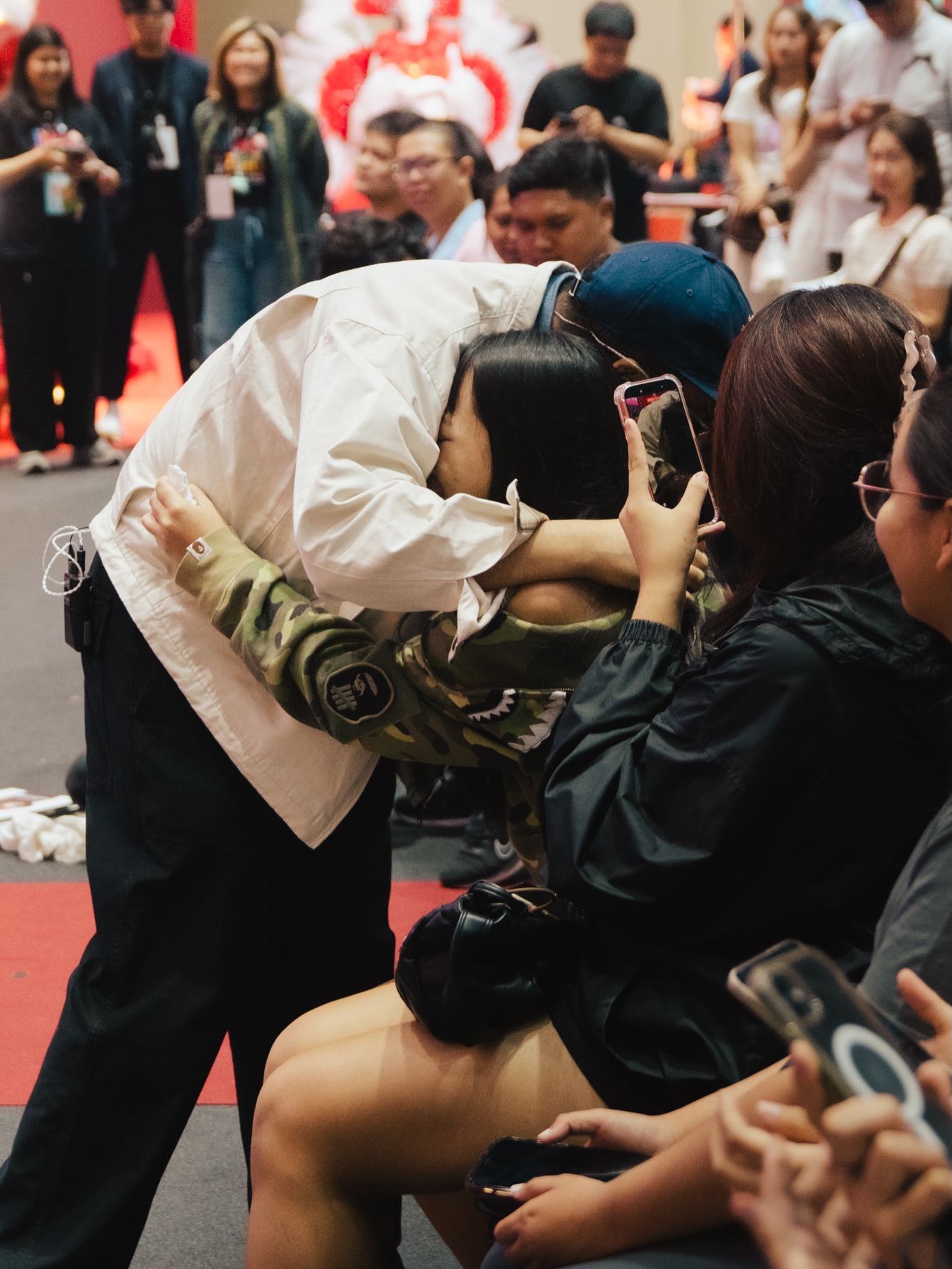 โอ - โอฬาร ชูใจ