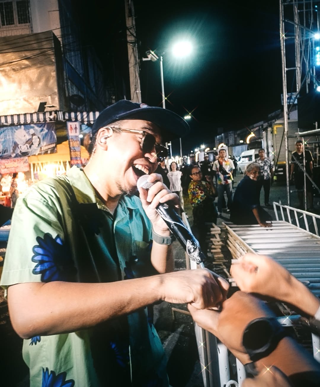 โอ - โอฬาร ชูใจ