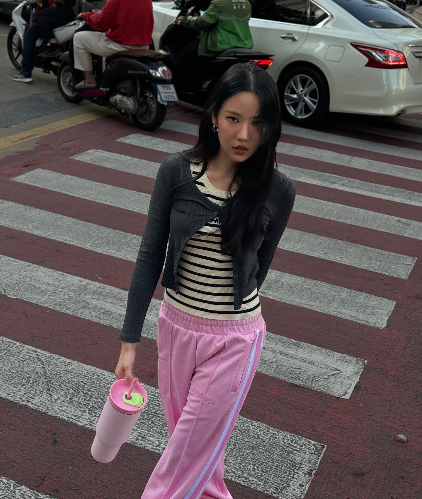 เจนิส - เจณิสตา พรหมผดุงชีพ