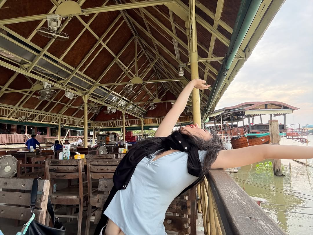เจนิส - เจณิสตา พรหมผดุงชีพ