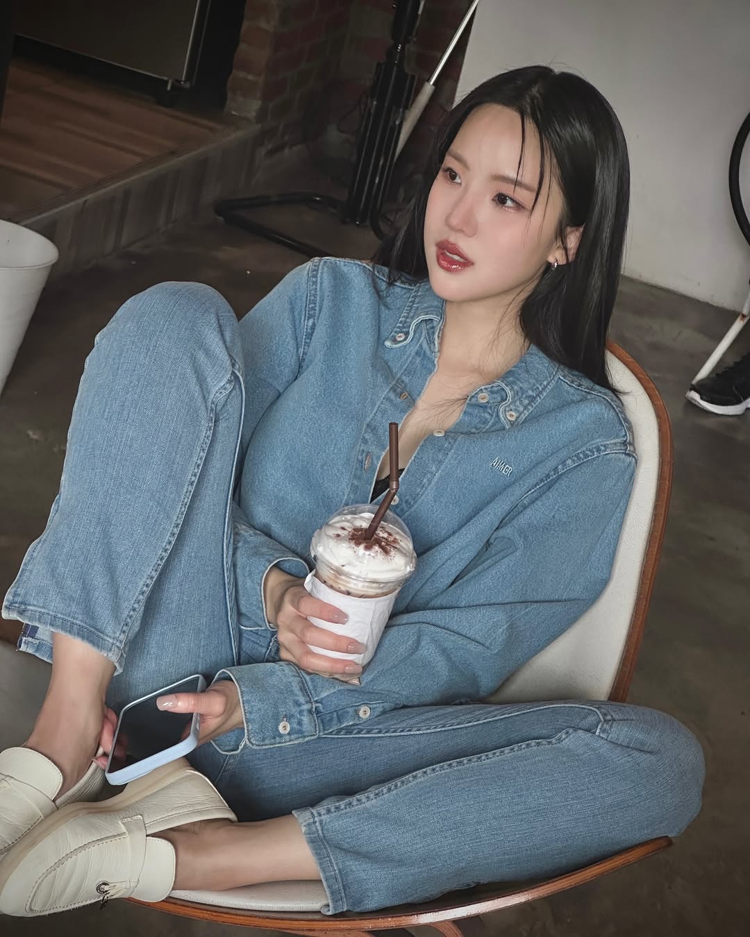 เจนิส - เจณิสตา พรหมผดุงชีพ
