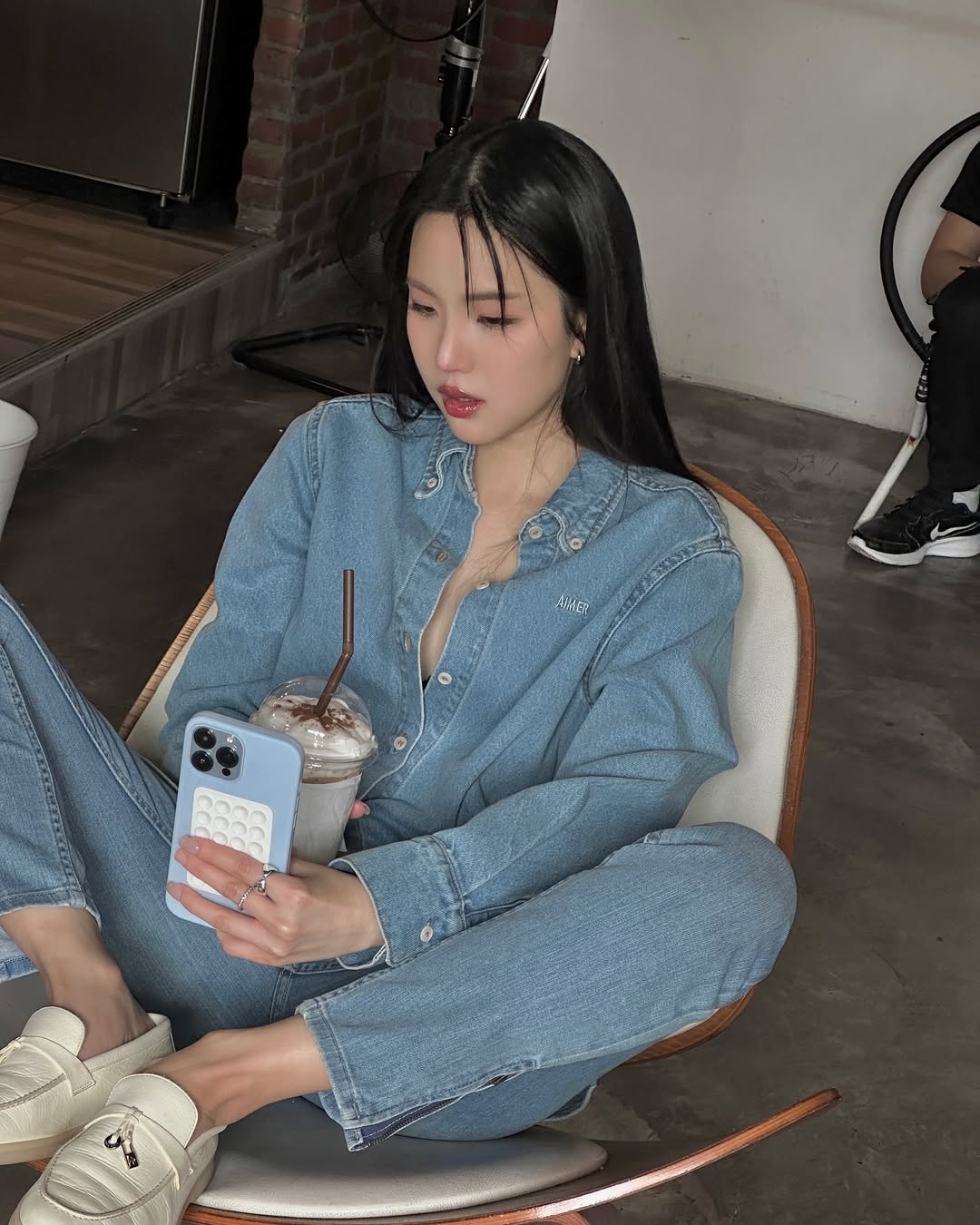 เจนิส - เจณิสตา พรหมผดุงชีพ