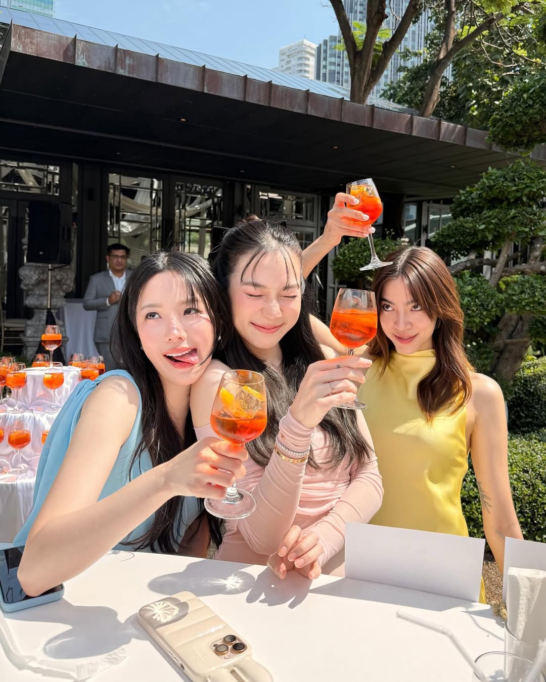 เจนิส - เจณิสตา พรหมผดุงชีพ