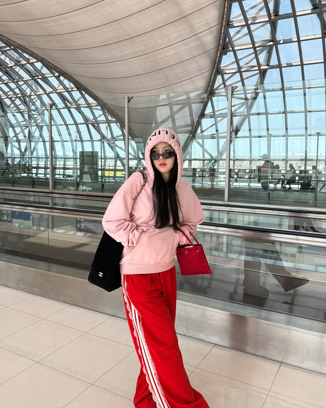 เจนิส - เจณิสตา พรหมผดุงชีพ