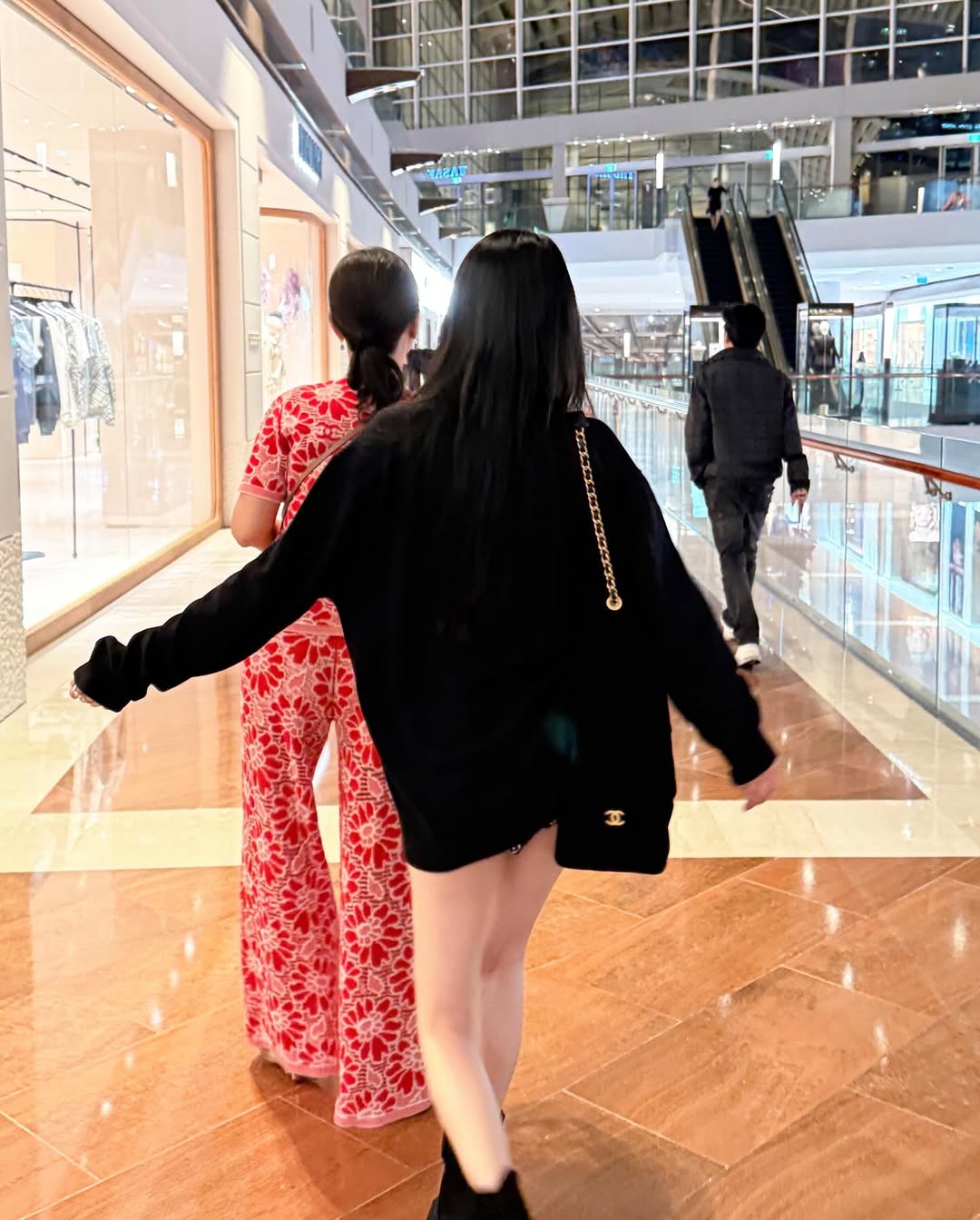 เจนิส - เจณิสตา พรหมผดุงชีพ