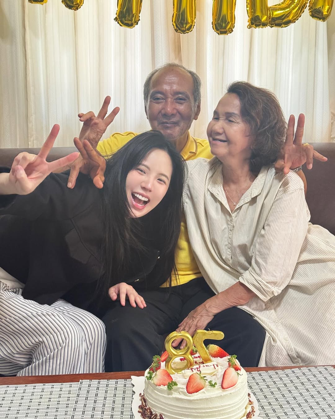 เจนิส - เจณิสตา พรหมผดุงชีพ