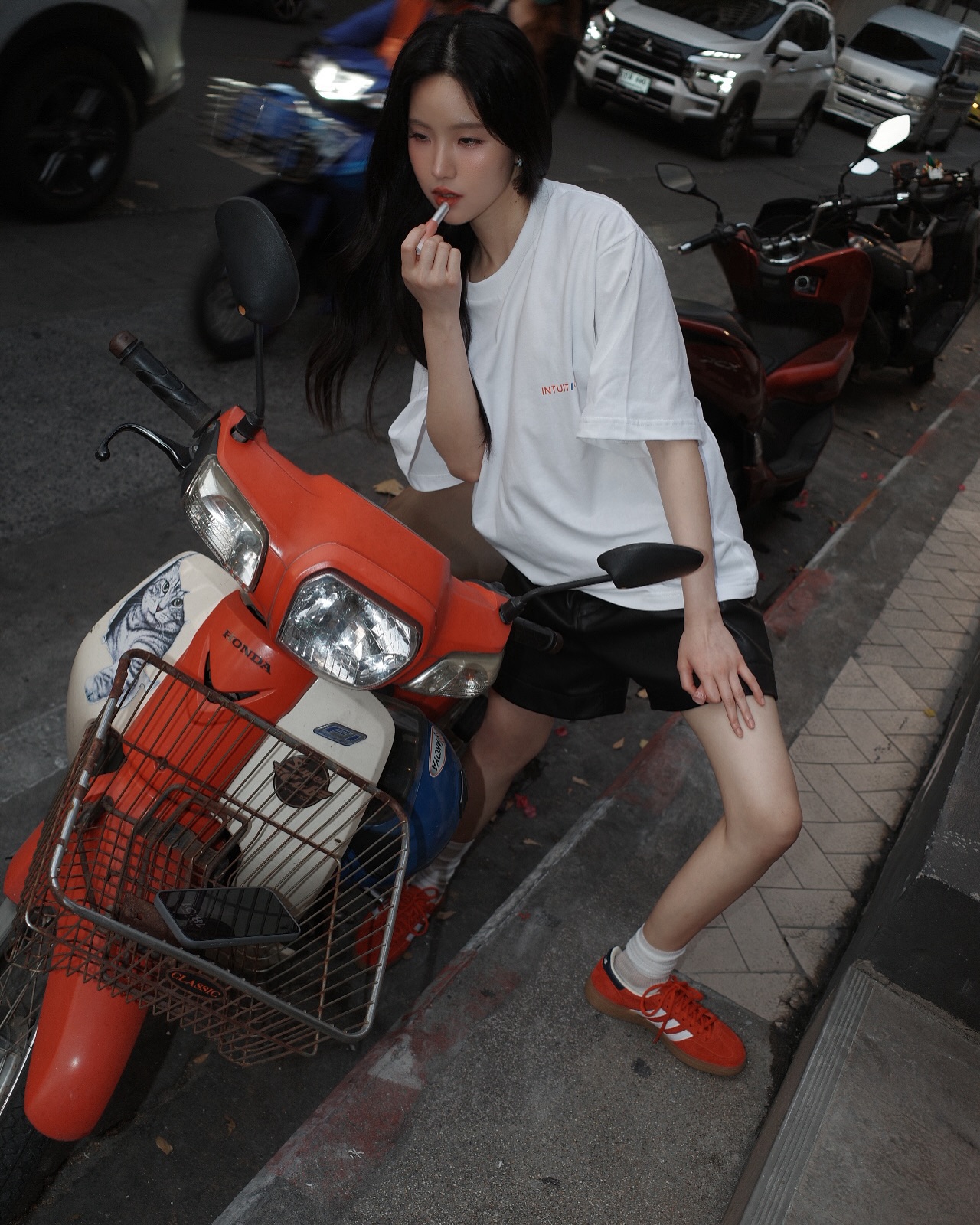 เจนิส - เจณิสตา พรหมผดุงชีพ
