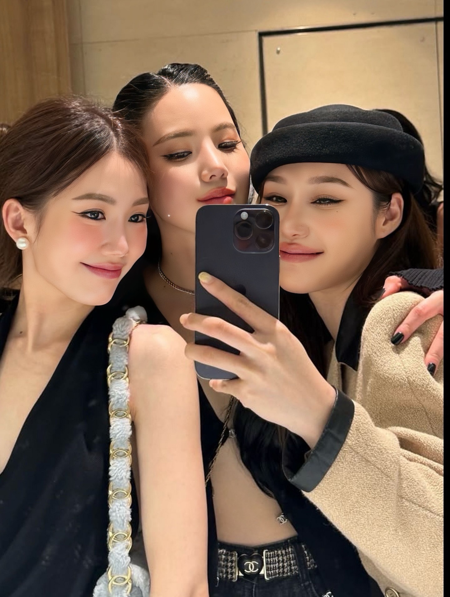 เจนิส - เจณิสตา พรหมผดุงชีพ