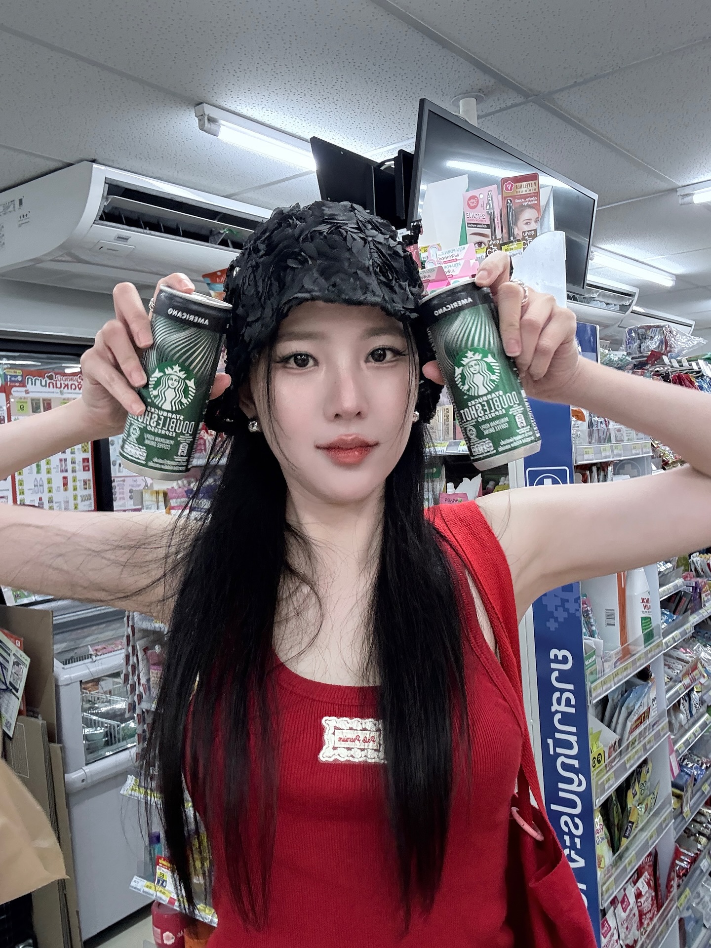 เจนิส - เจณิสตา พรหมผดุงชีพ