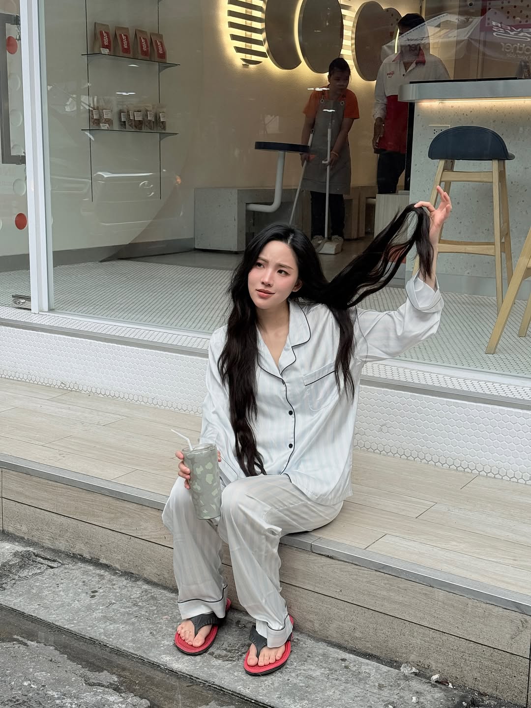 เจนิส - เจณิสตา พรหมผดุงชีพ