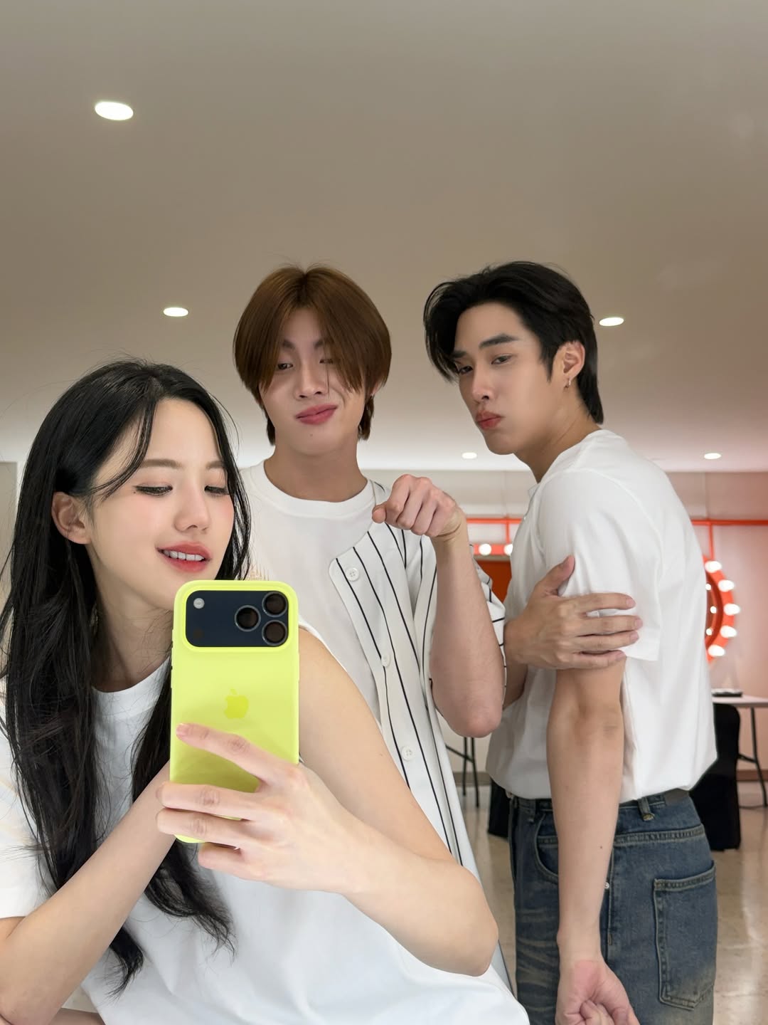 เจนิส - เจณิสตา พรหมผดุงชีพ