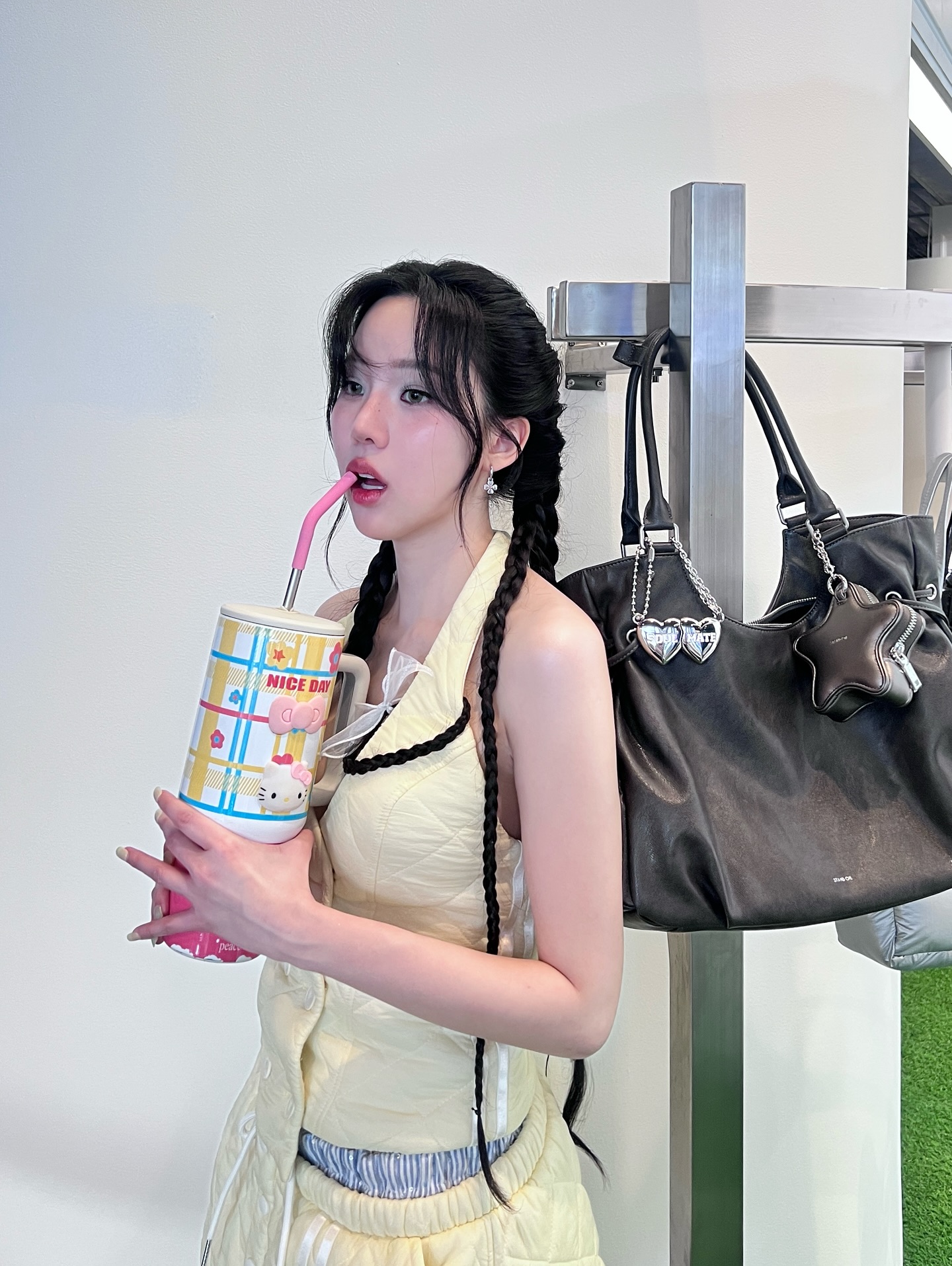 เจนิส - เจณิสตา พรหมผดุงชีพ