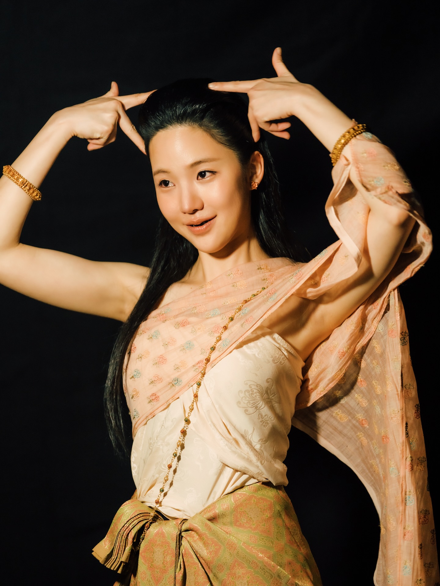 เจนิส - เจณิสตา พรหมผดุงชีพ