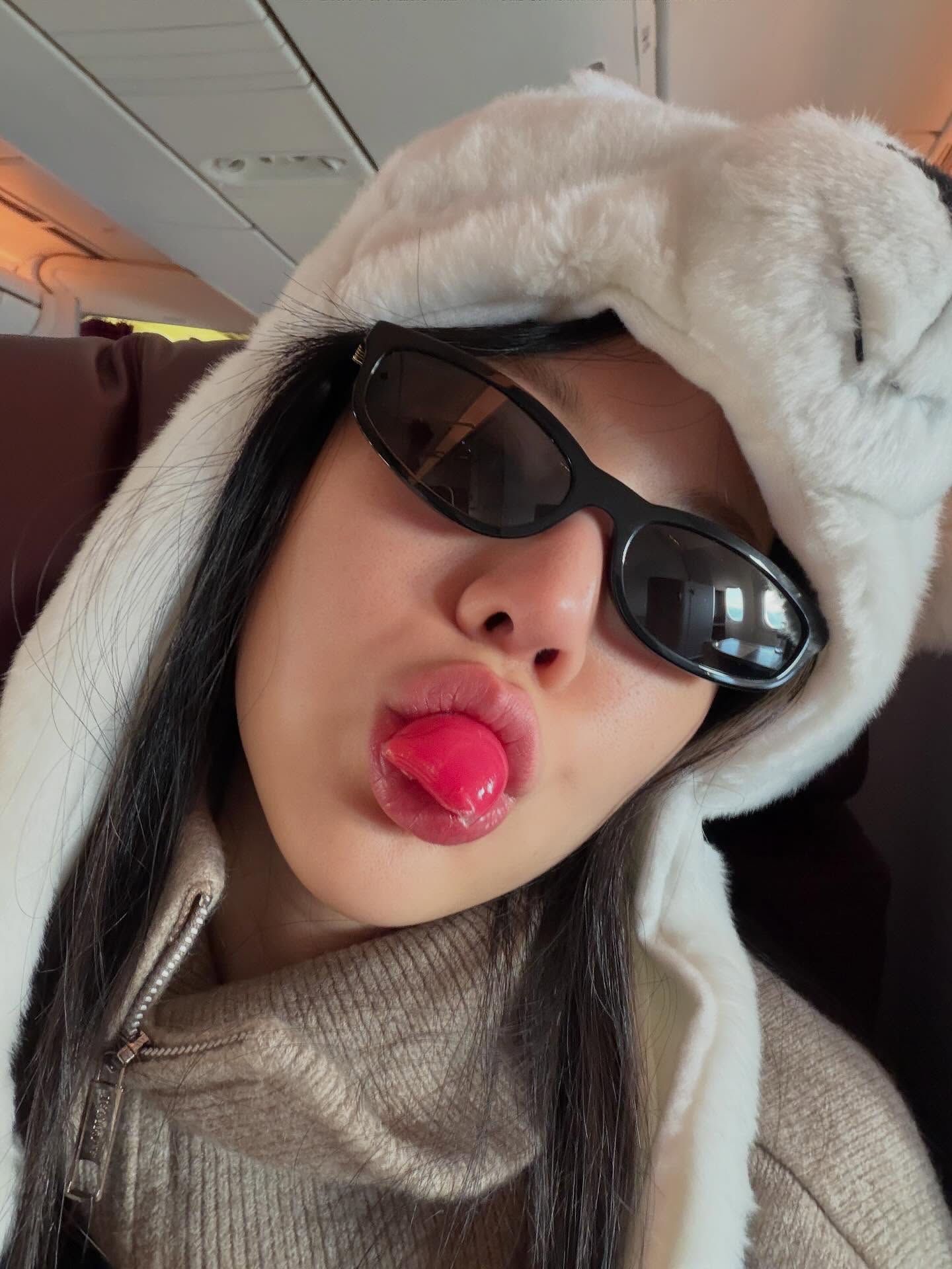 เจนิส - เจณิสตา พรหมผดุงชีพ