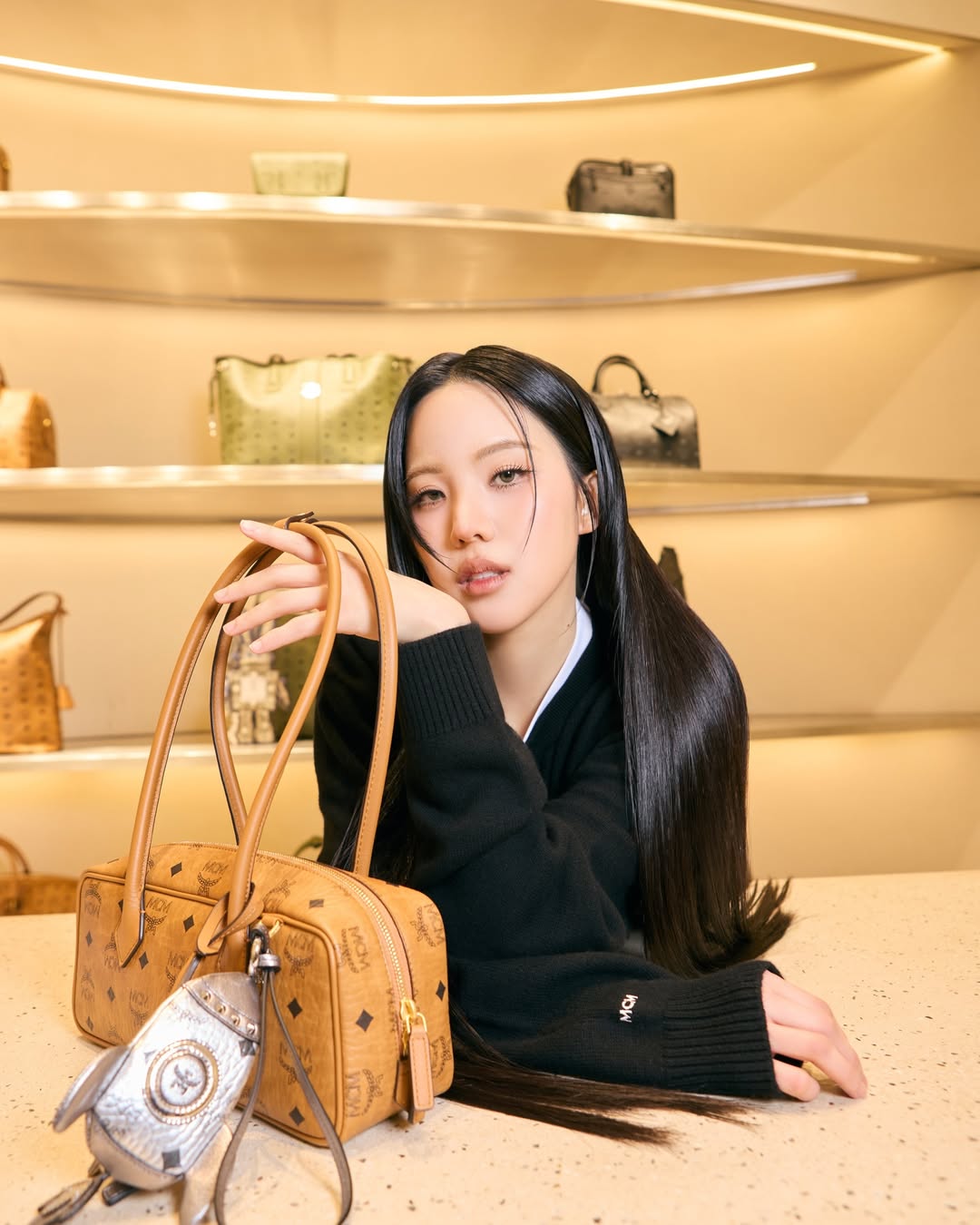 เจนิส - เจณิสตา พรหมผดุงชีพ