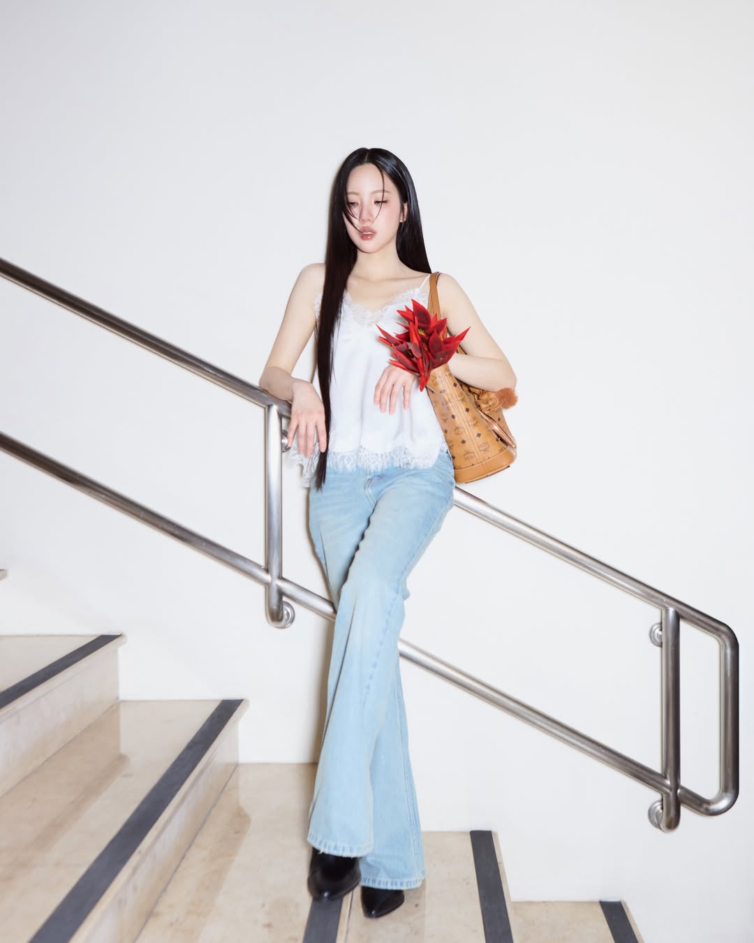 เจนิส - เจณิสตา พรหมผดุงชีพ