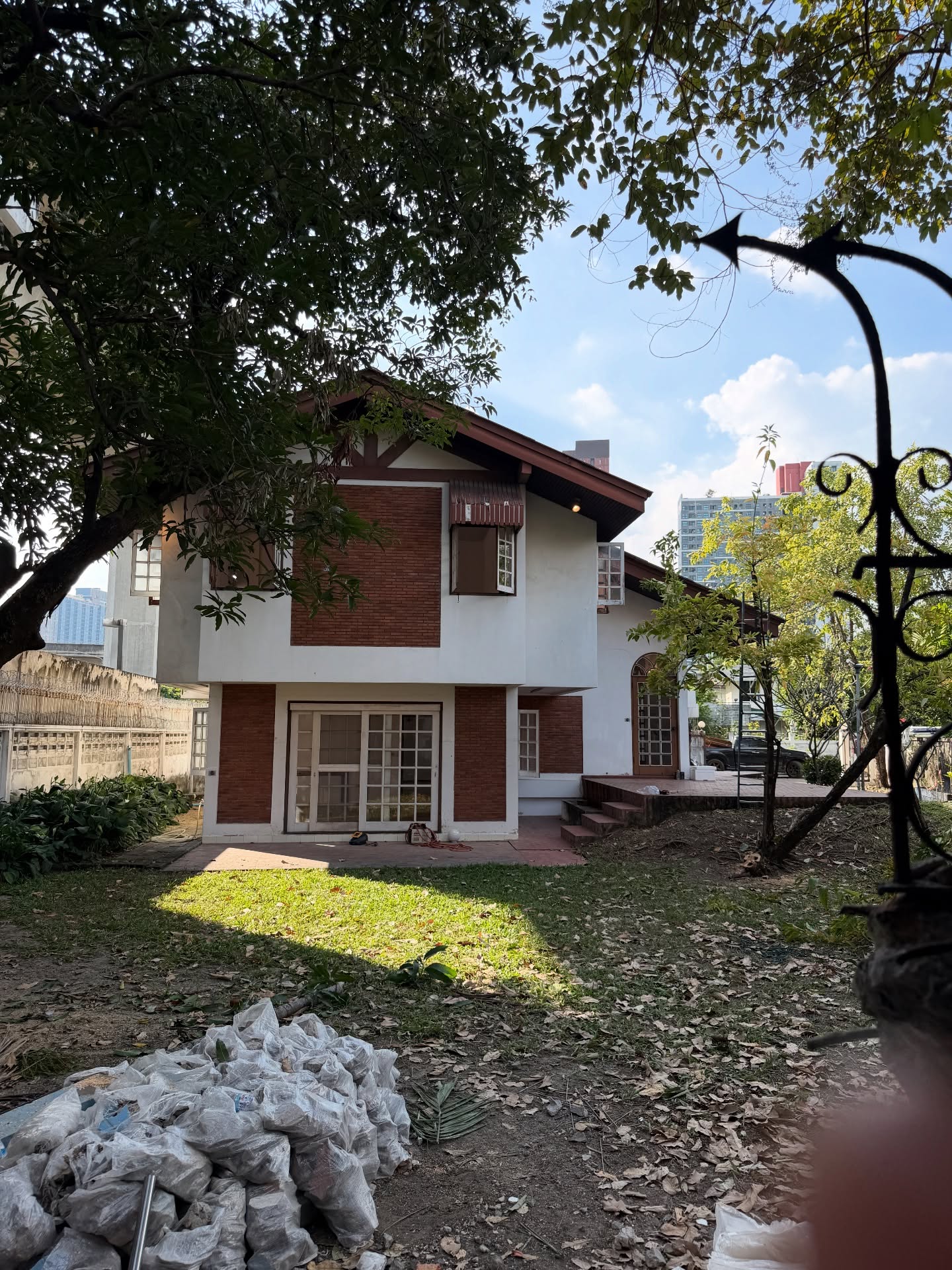 เจนิส - เจณิสตา พรหมผดุงชีพ