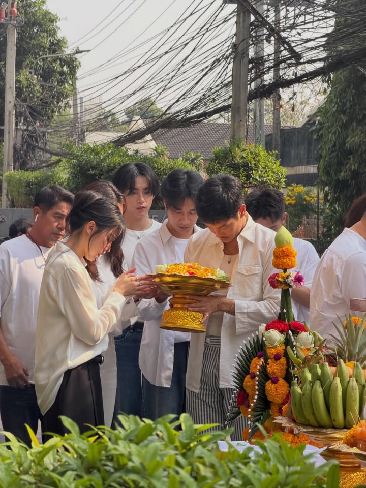 เจนิส - เจณิสตา พรหมผดุงชีพ