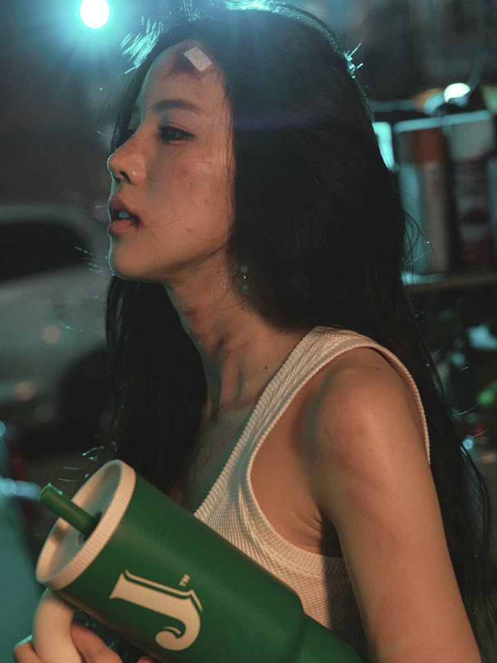 เจนิส - เจณิสตา พรหมผดุงชีพ