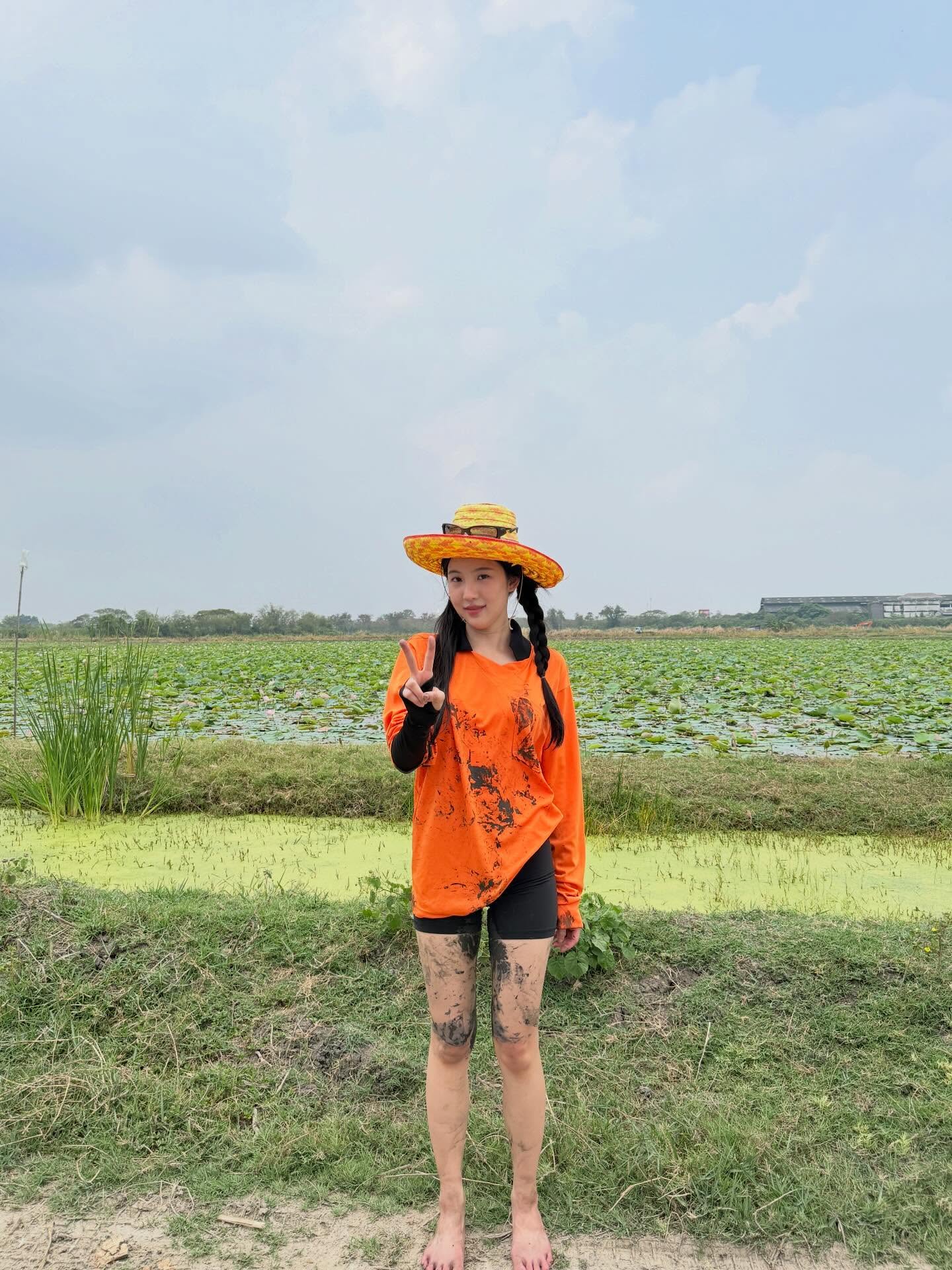 เจนิส - เจณิสตา พรหมผดุงชีพ