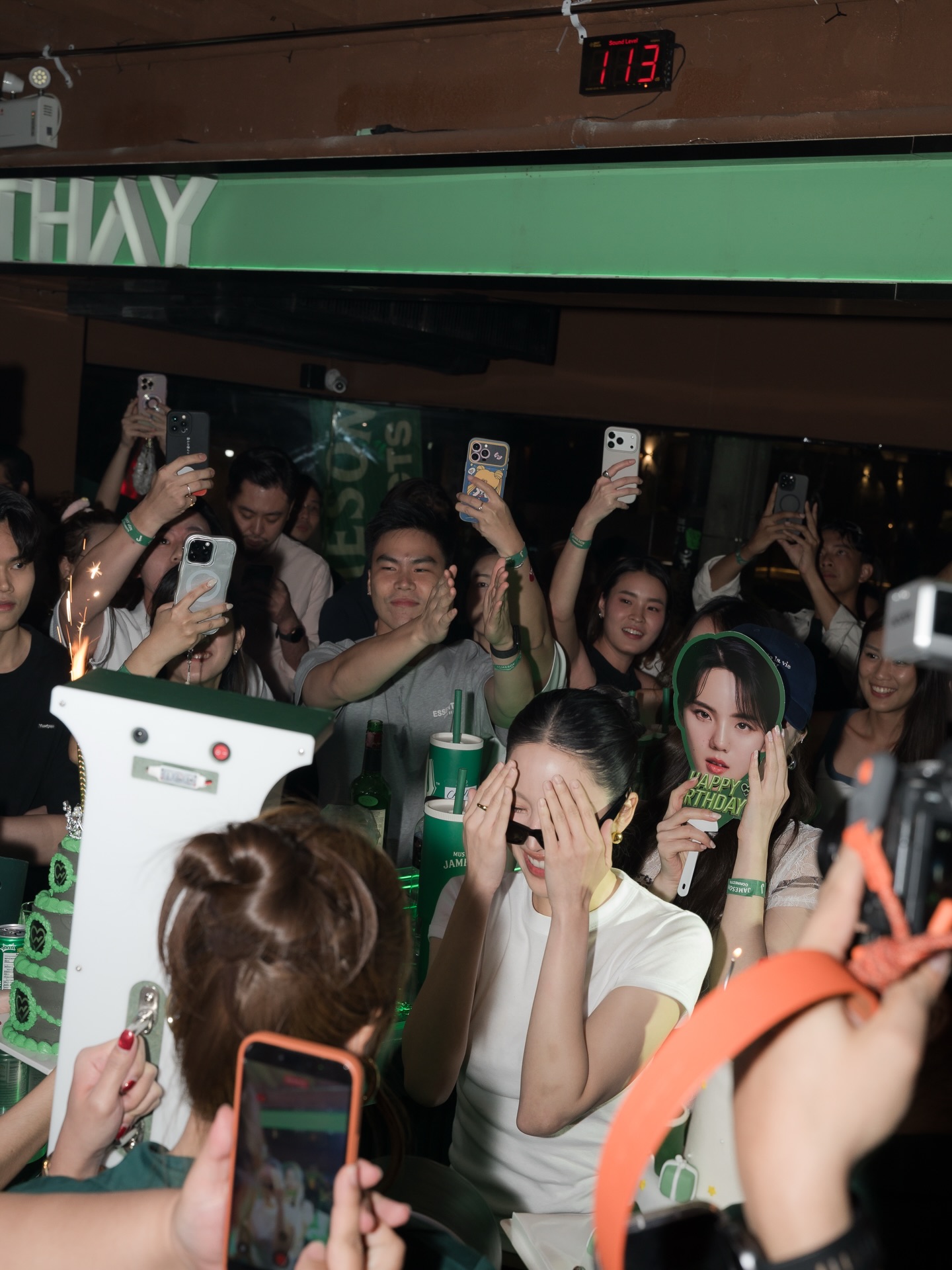 เจนิส - เจณิสตา พรหมผดุงชีพ