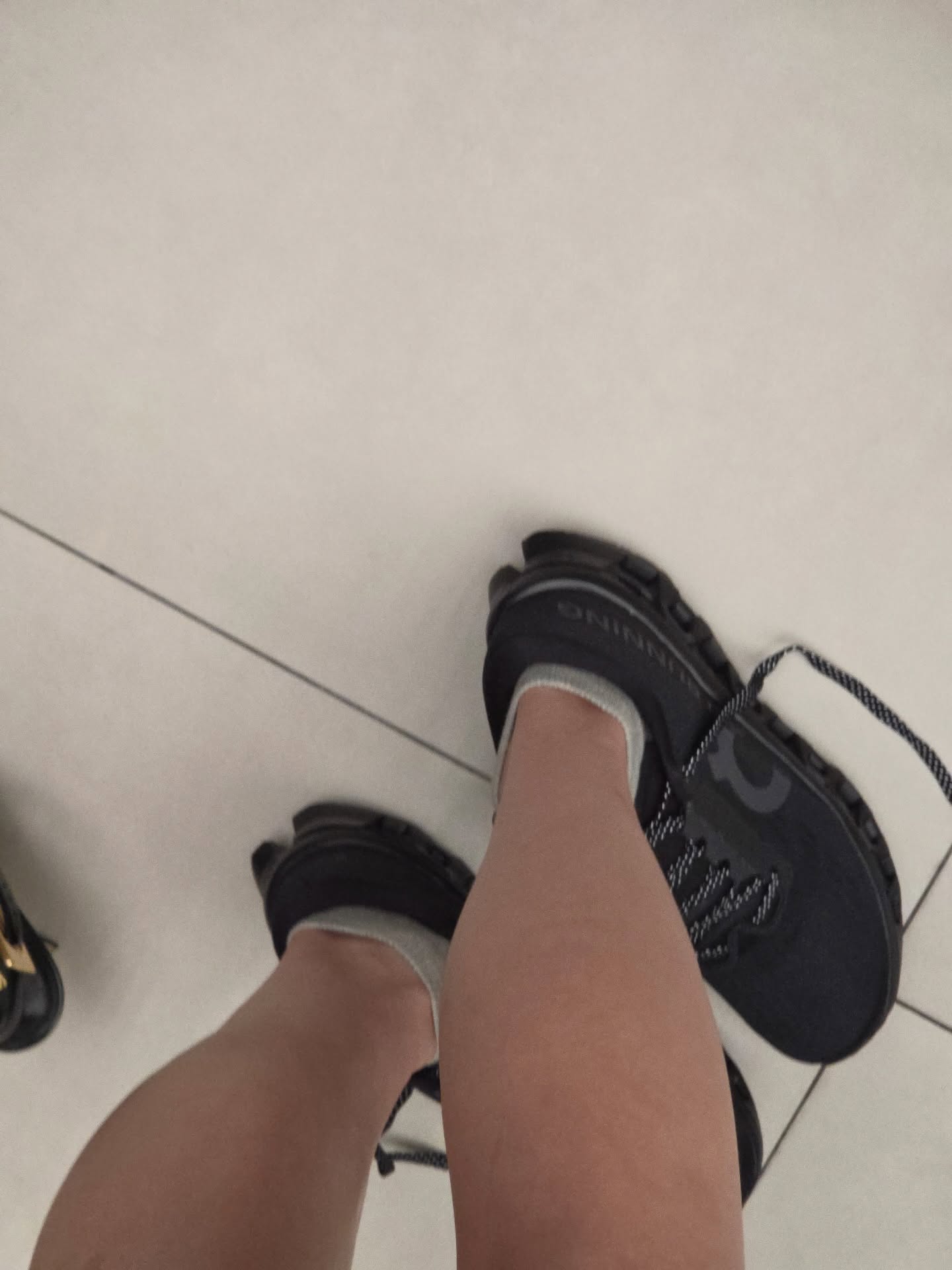 เจนิส - เจณิสตา พรหมผดุงชีพ