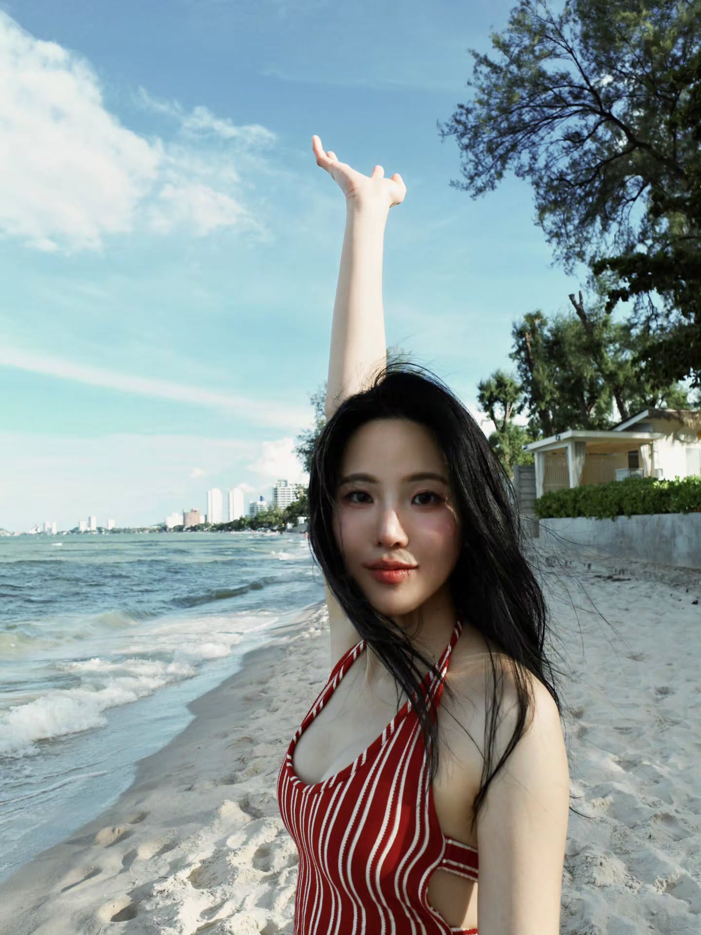 เจนิส - เจณิสตา พรหมผดุงชีพ