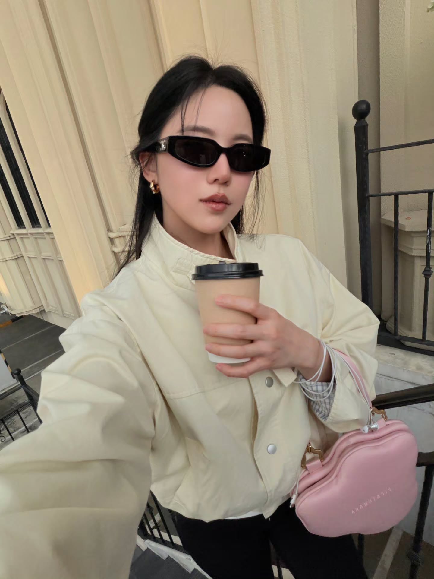 เจนิส - เจณิสตา พรหมผดุงชีพ