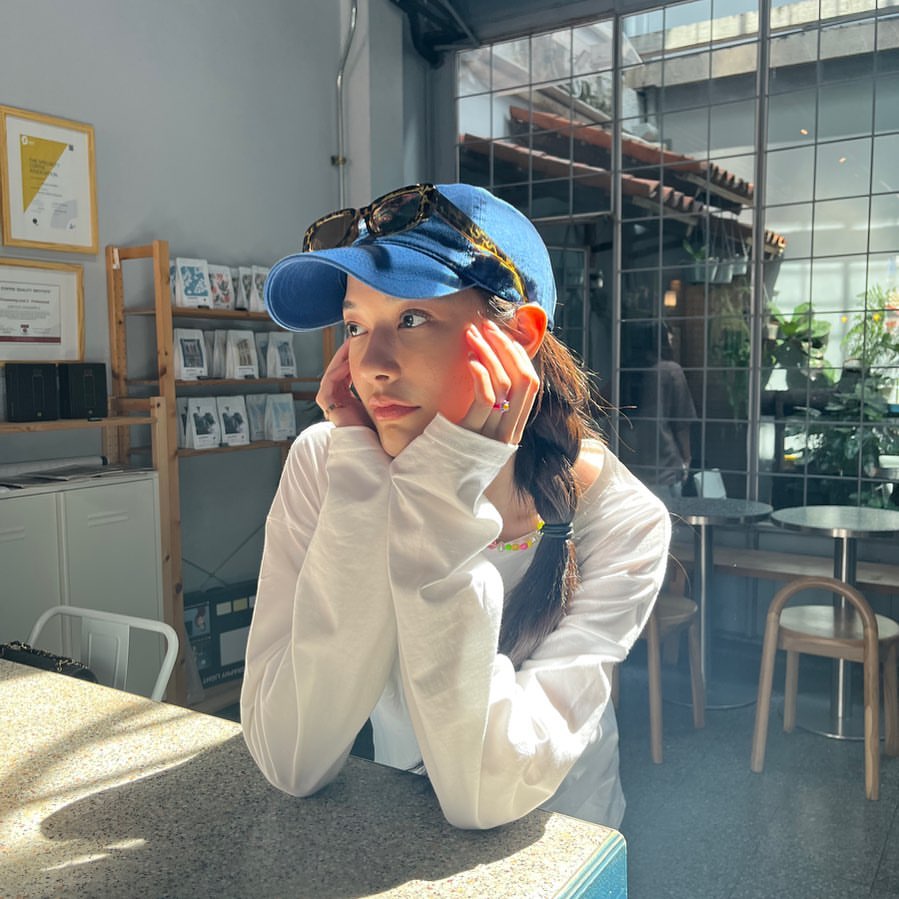 จีน่า - ญีนา ซาลาส