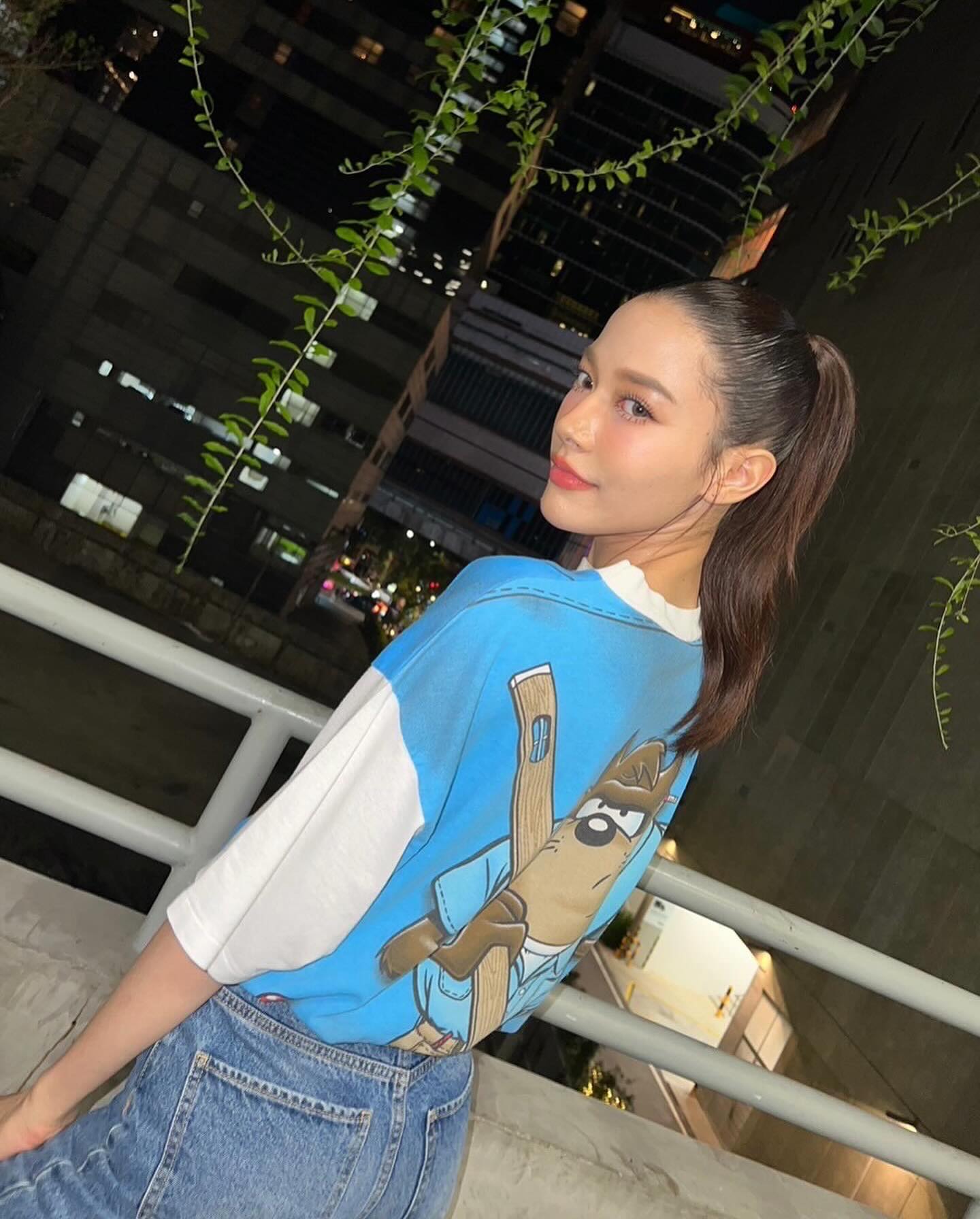 จีน่า - ญีนา ซาลาส