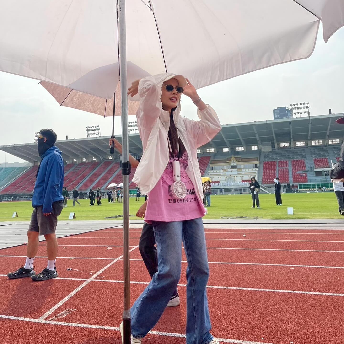 จีน่า - ญีนา ซาลาส