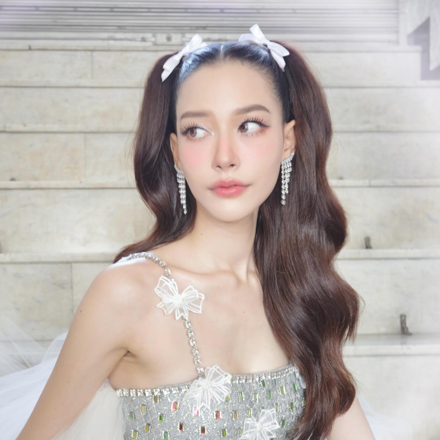 จีน่า - ญีนา ซาลาส