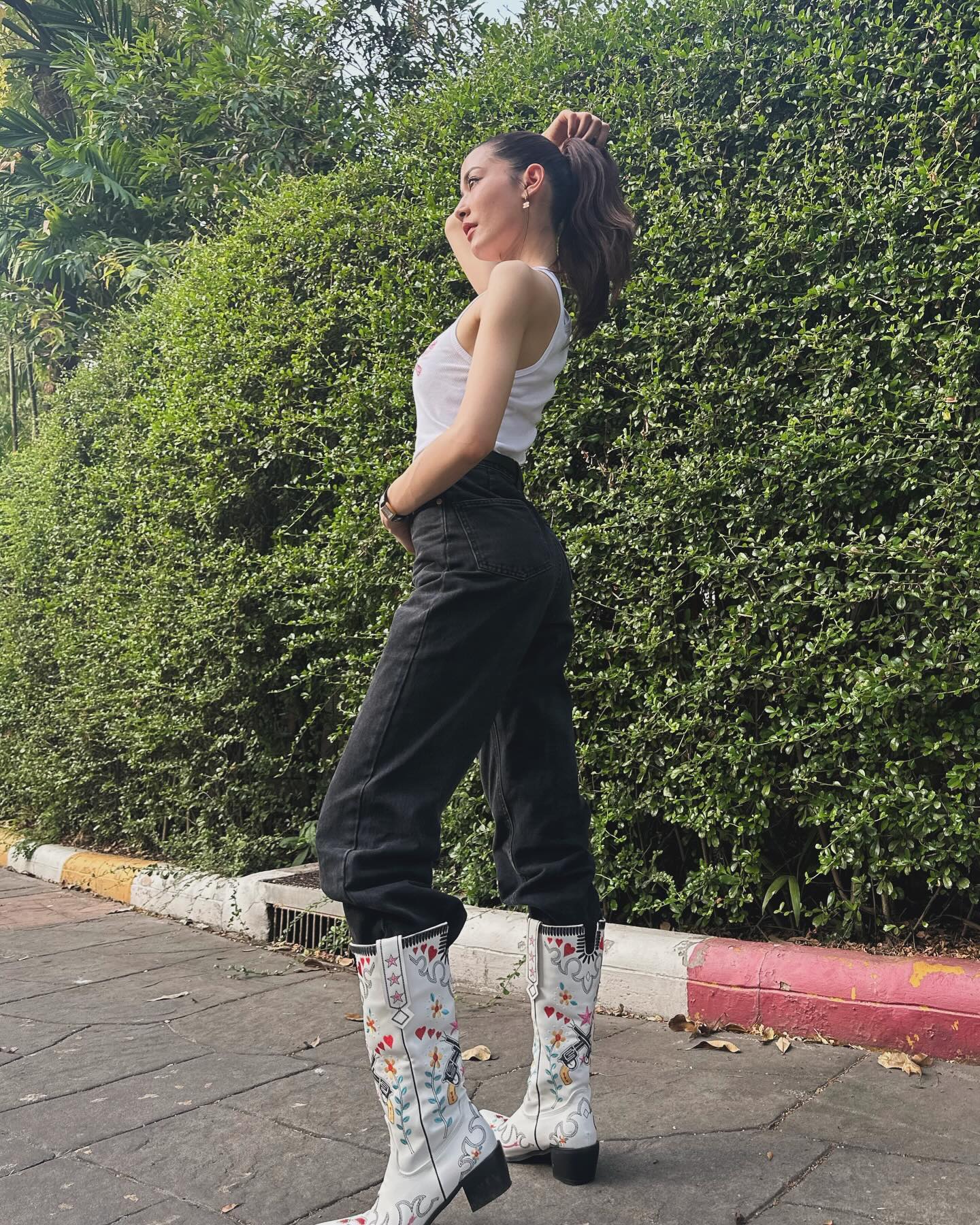 จีน่า - ญีนา ซาลาส