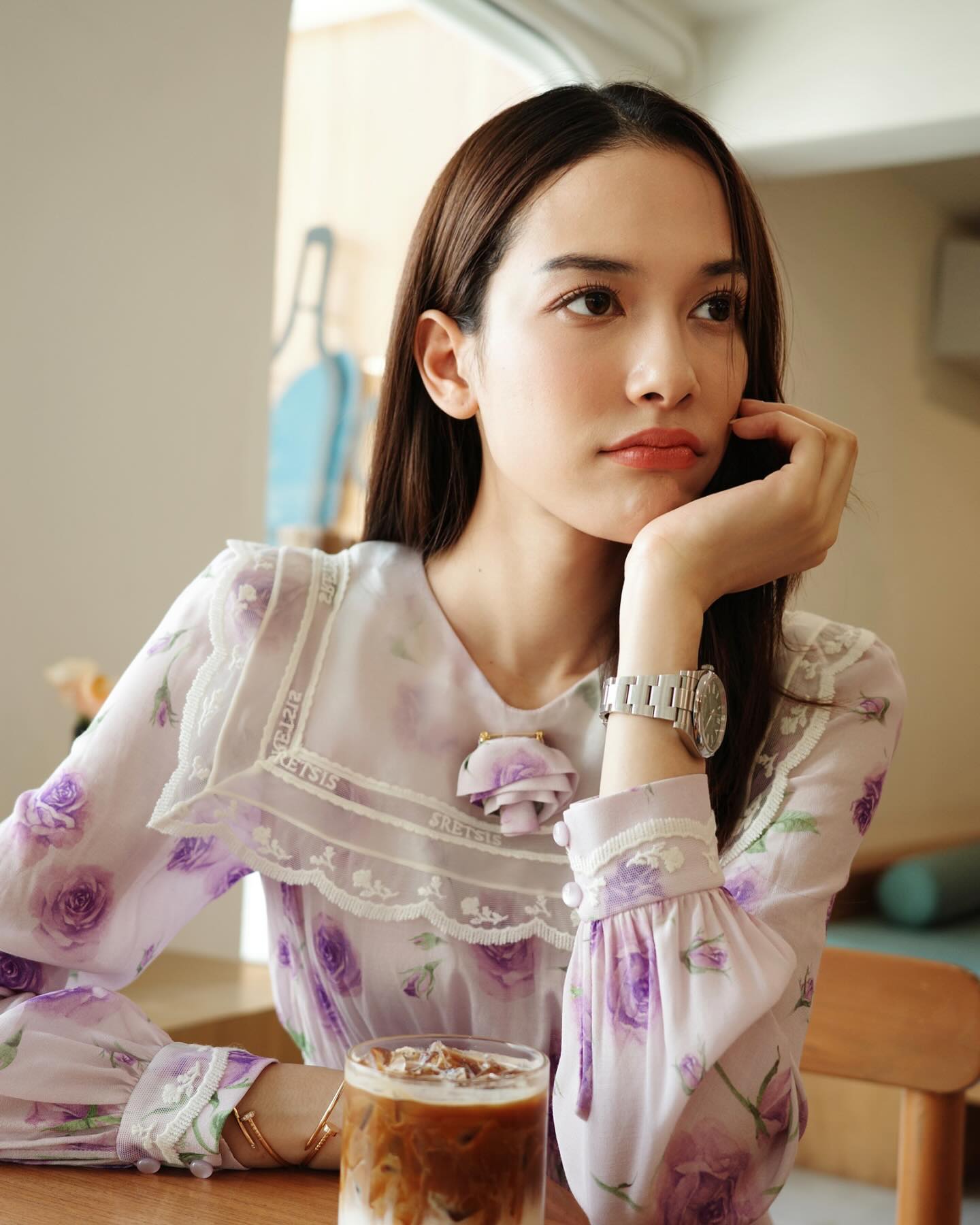 จีน่า - ญีนา ซาลาส