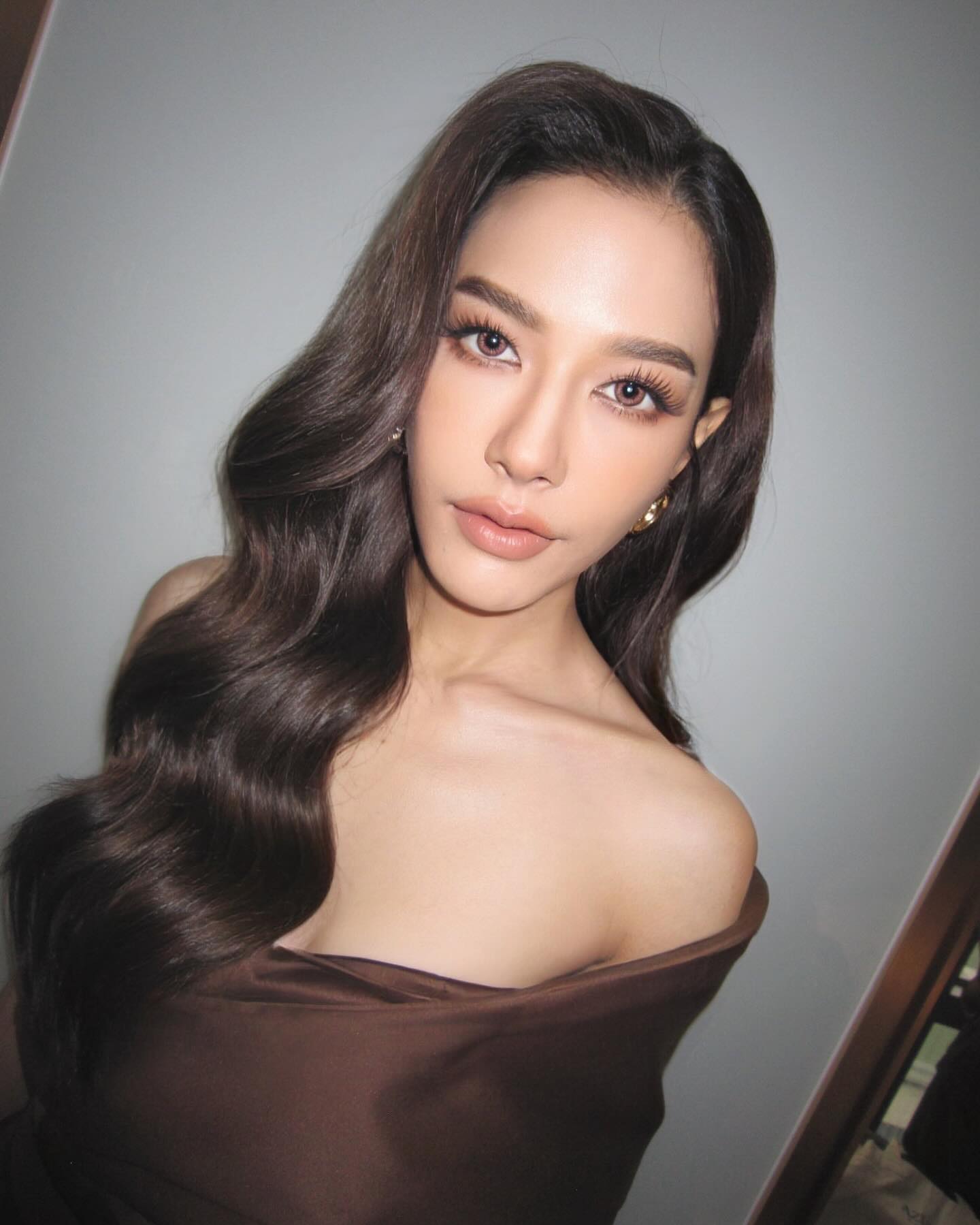 จีน่า - ญีนา ซาลาส
