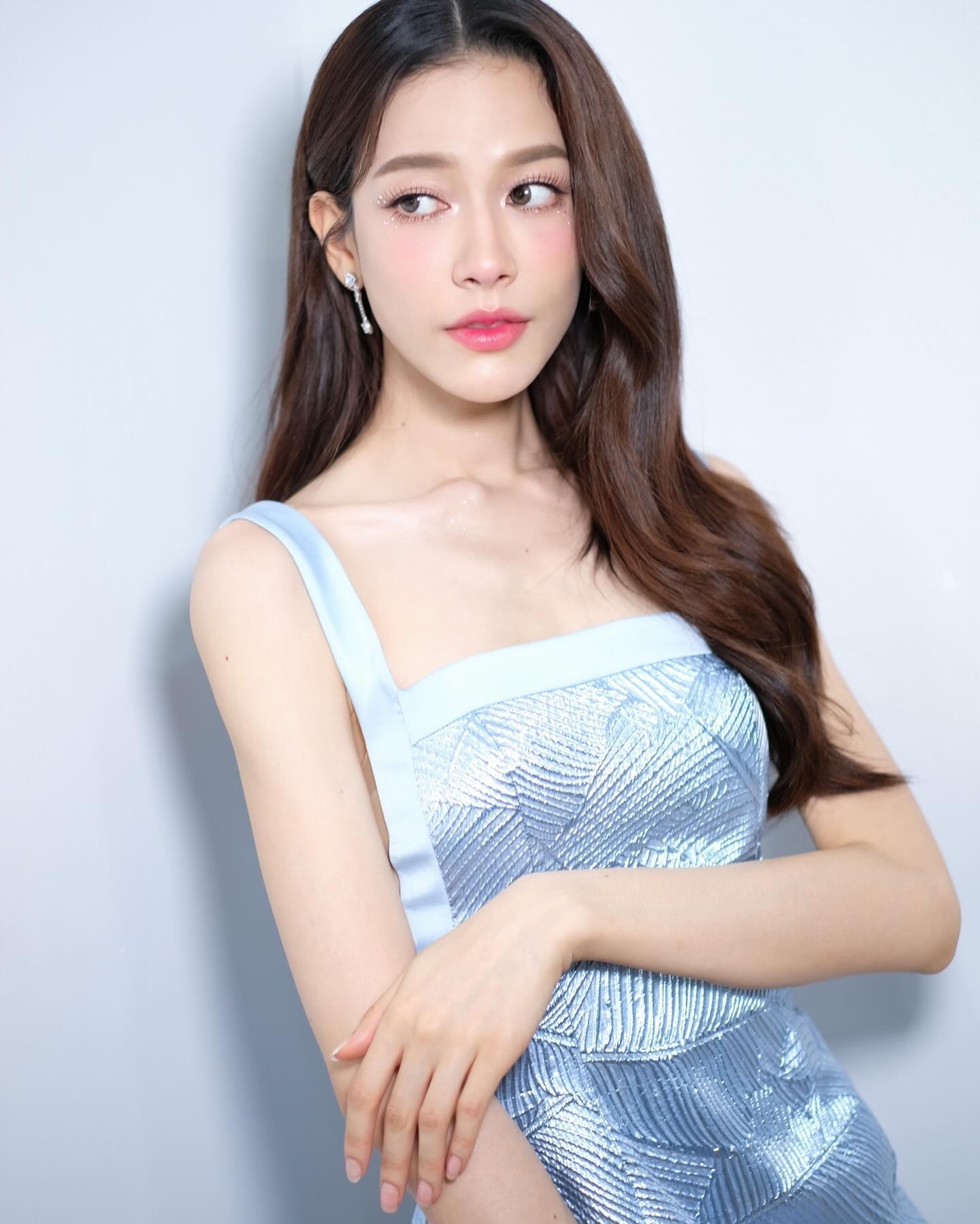 จีน่า - ญีนา ซาลาส
