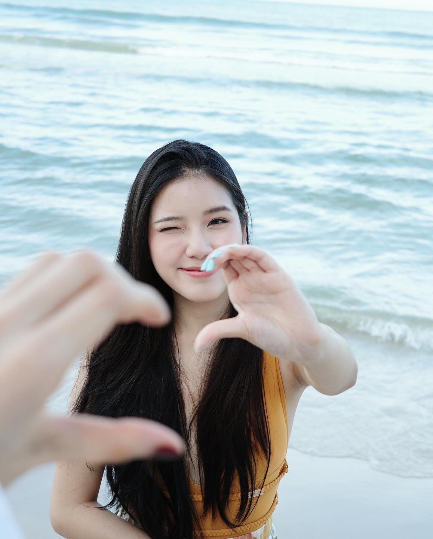 จีน่า - ญีนา ซาลาส