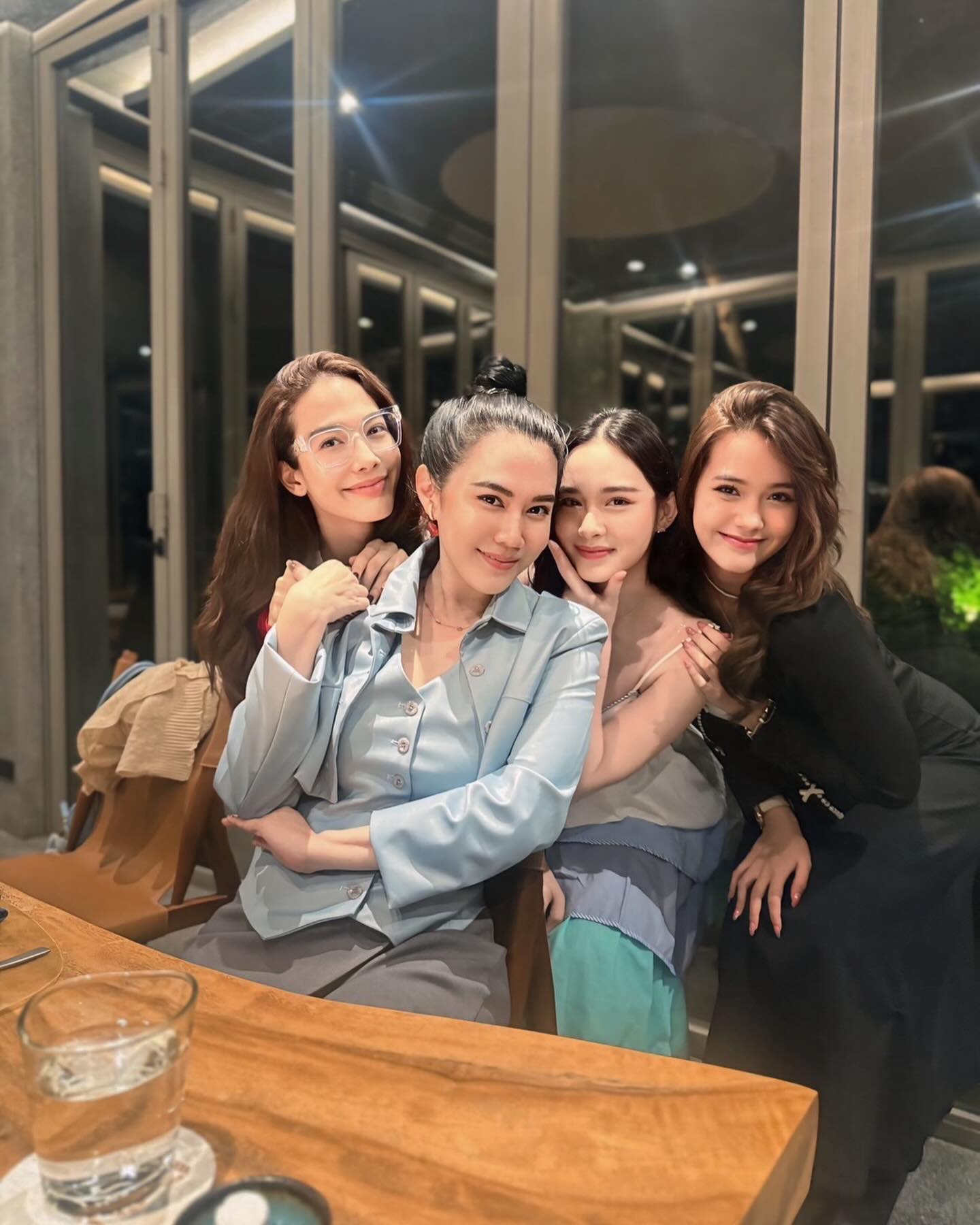 จีน่า - ญีนา ซาลาส