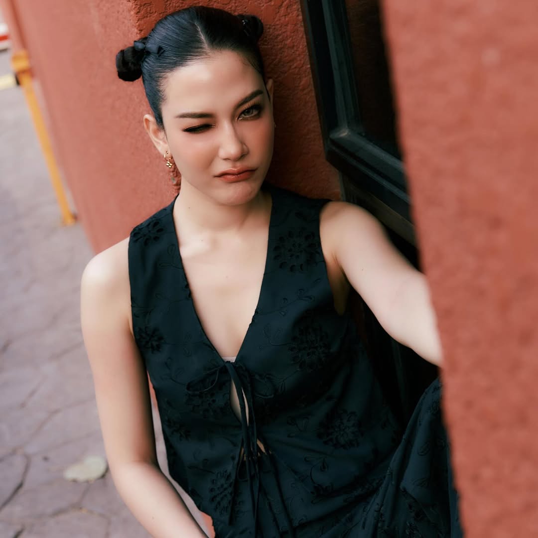 จีน่า - ญีนา ซาลาส