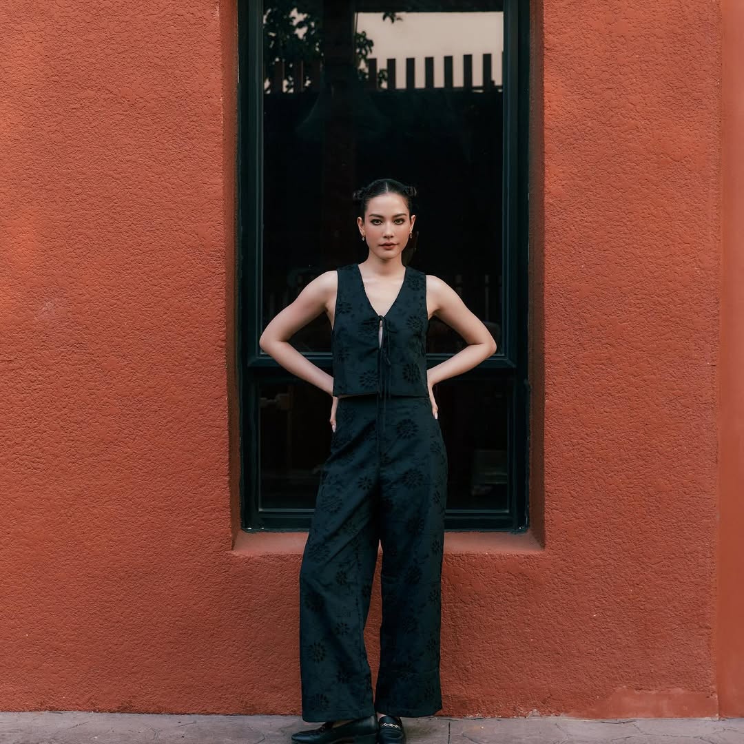 จีน่า - ญีนา ซาลาส